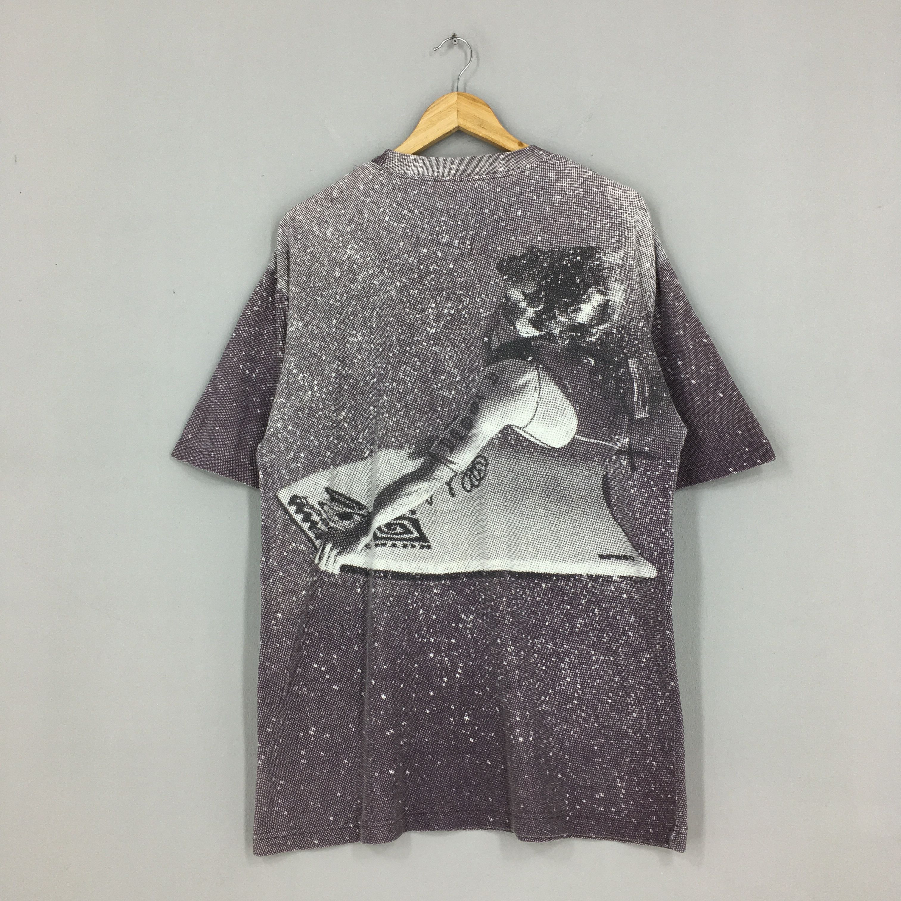 Diesel × Vintage Vintage 90's Diesel High And Tigh Surf Tshirt Large Size US L / EU 52-54 / 3 - 7 Thumbnail