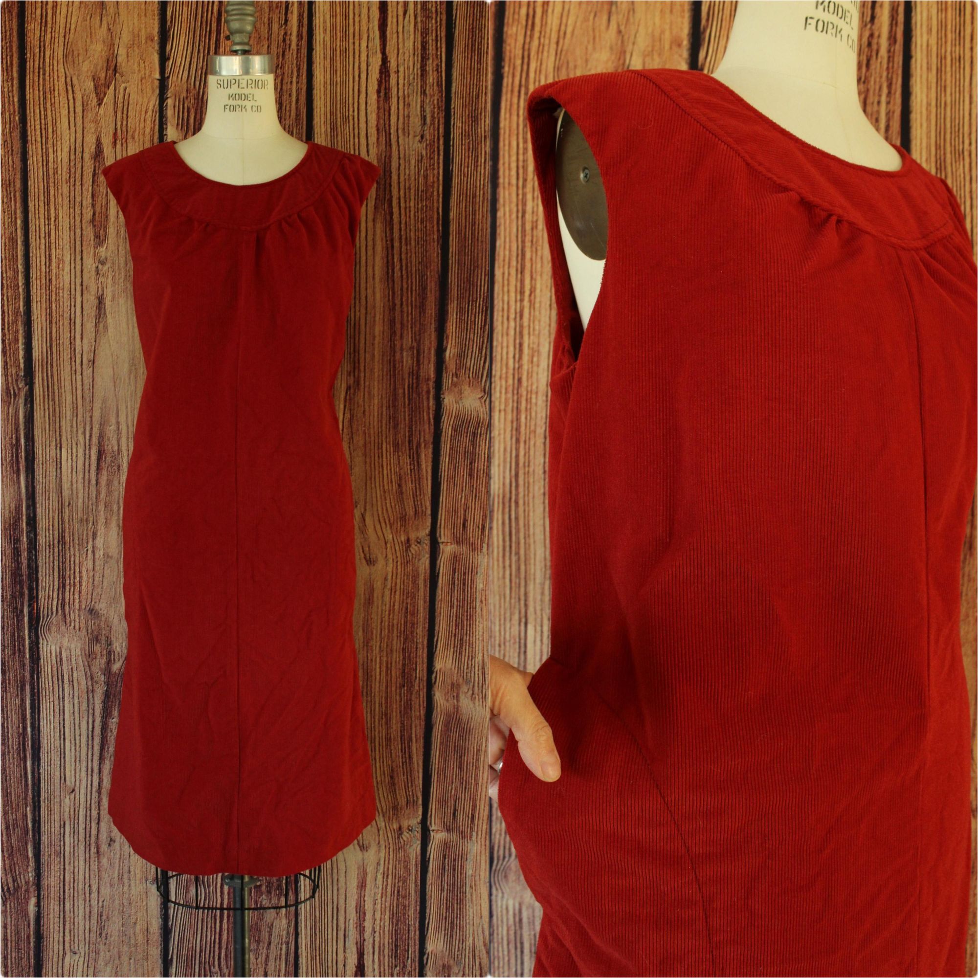 Vintage Vintage 1980s Dress With Pockets, Red Corduroy Shaker Sport Size M / US 6-8 / IT 42-44 - 1 Thumbnail