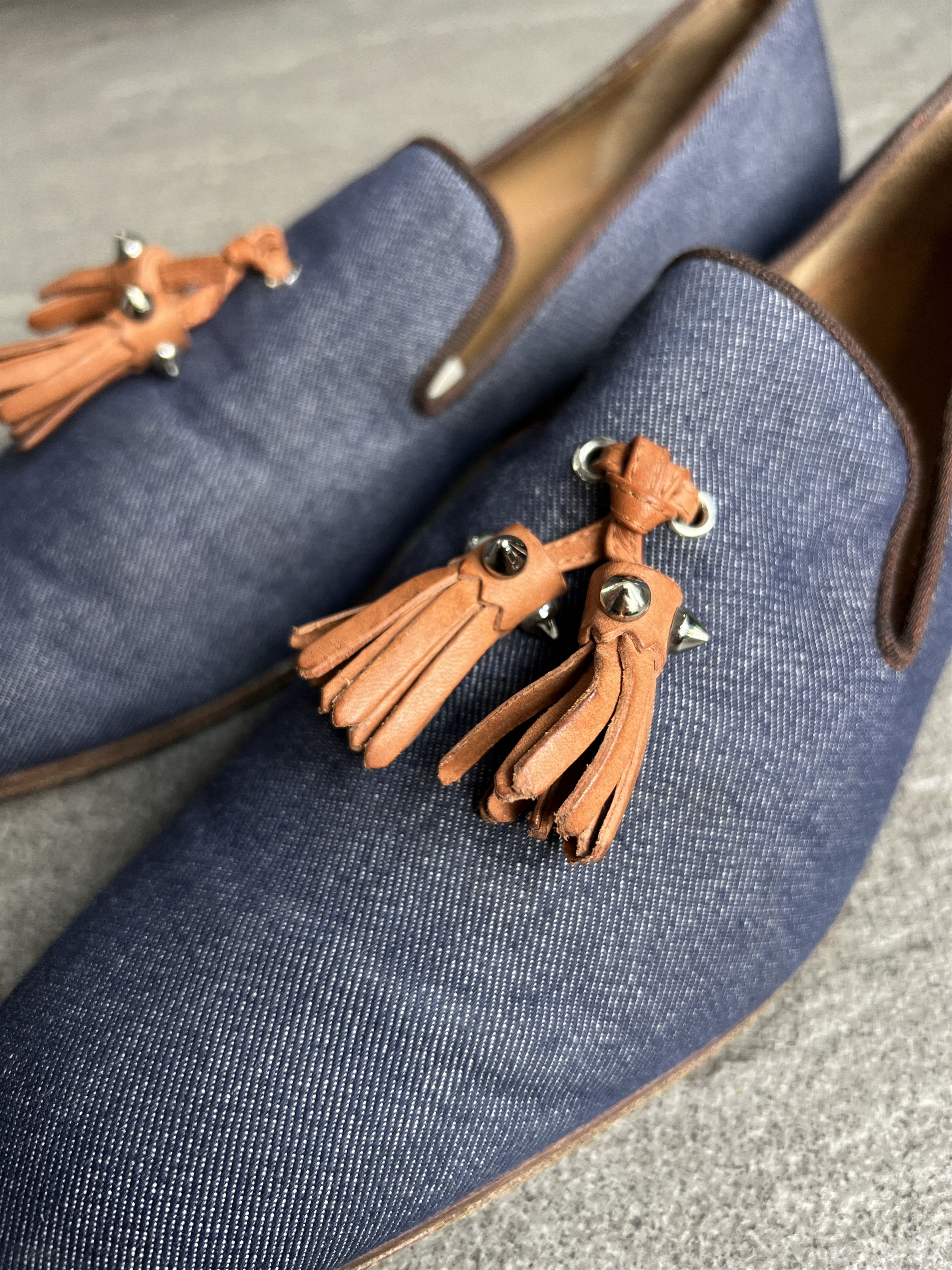Christian Louboutin Louboutin Denim Tassel Loafers Spiked Blue EU41 Size US 8 / EU 41 - 3 Thumbnail