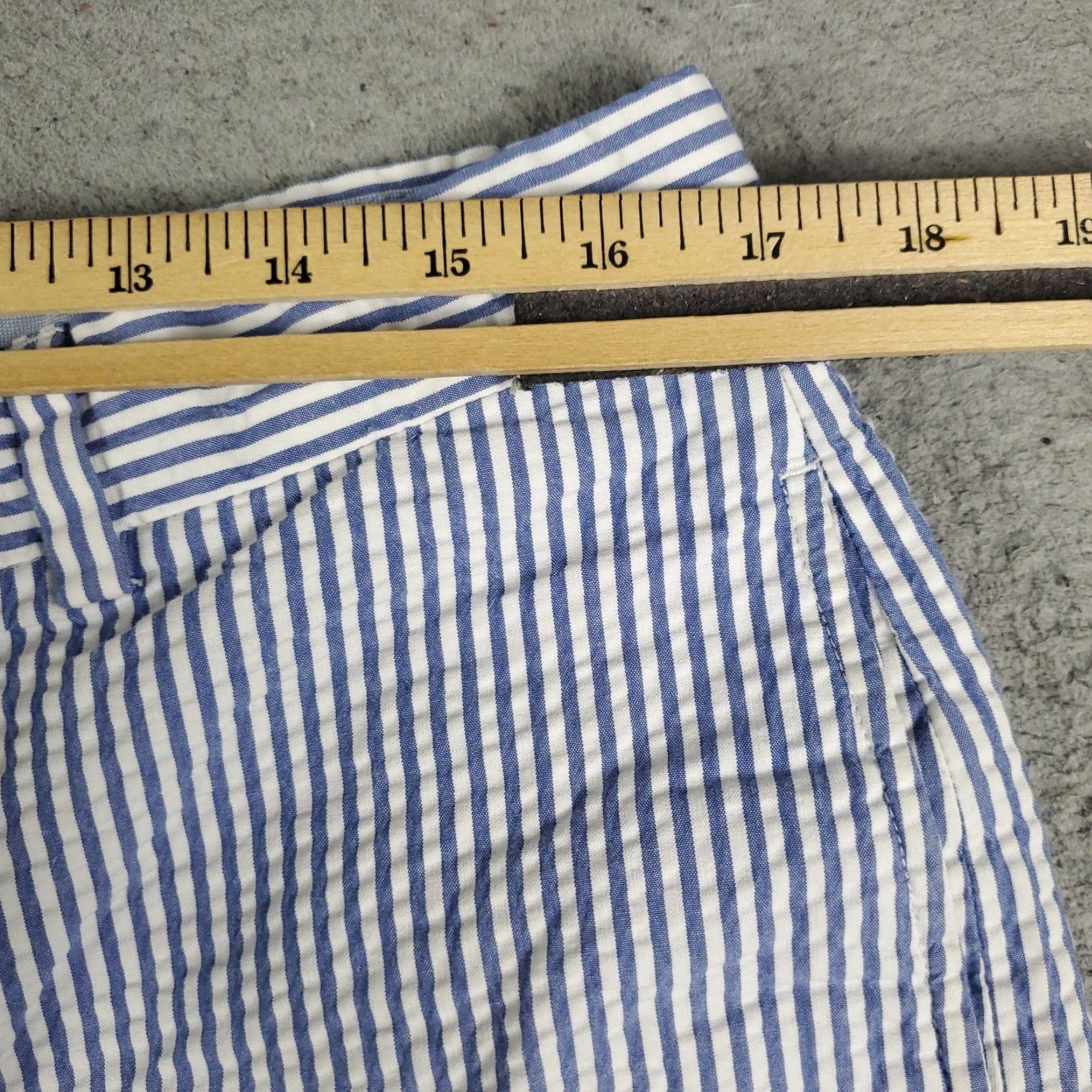 Brooks Brothers VINTAGE Brooks Brothers Shorts Mens Size 36 Chino Flat Front Blue Striped Cotton Casual Office Size US 36 / EU 52 - 4 Thumbnail