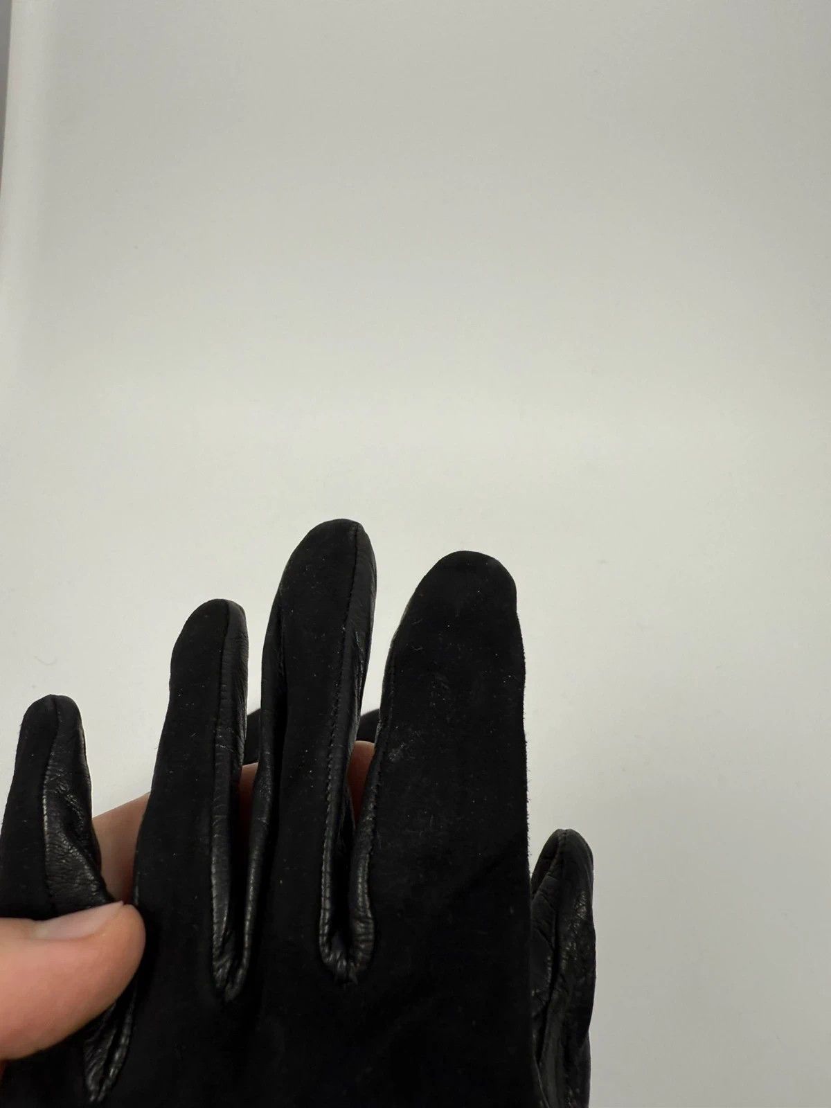 Gucci Gucci Genuine Leather Gloves Nubuck Bamboo Womens size S Size ONE SIZE - 13 Thumbnail