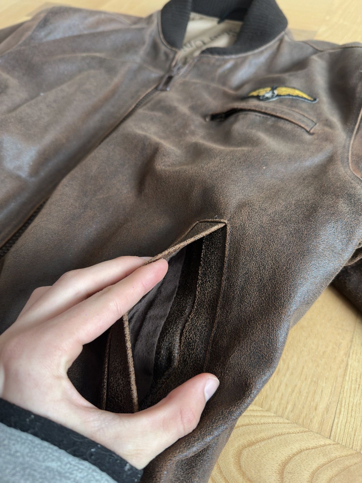 Avirex Vintage 80-90s B-3 Aviator Flight Leather Bomber Jacket Size US L / EU 52-54 / 3 - 6 Thumbnail