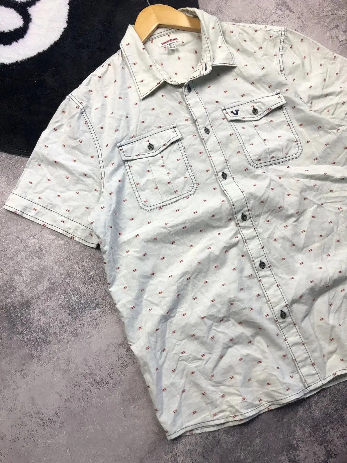 True Religion TRUE RELIGION Vintage Tennis Shirt Streetwear Monogram Rare Size US XL / EU 56 / 4 - 3 Thumbnail