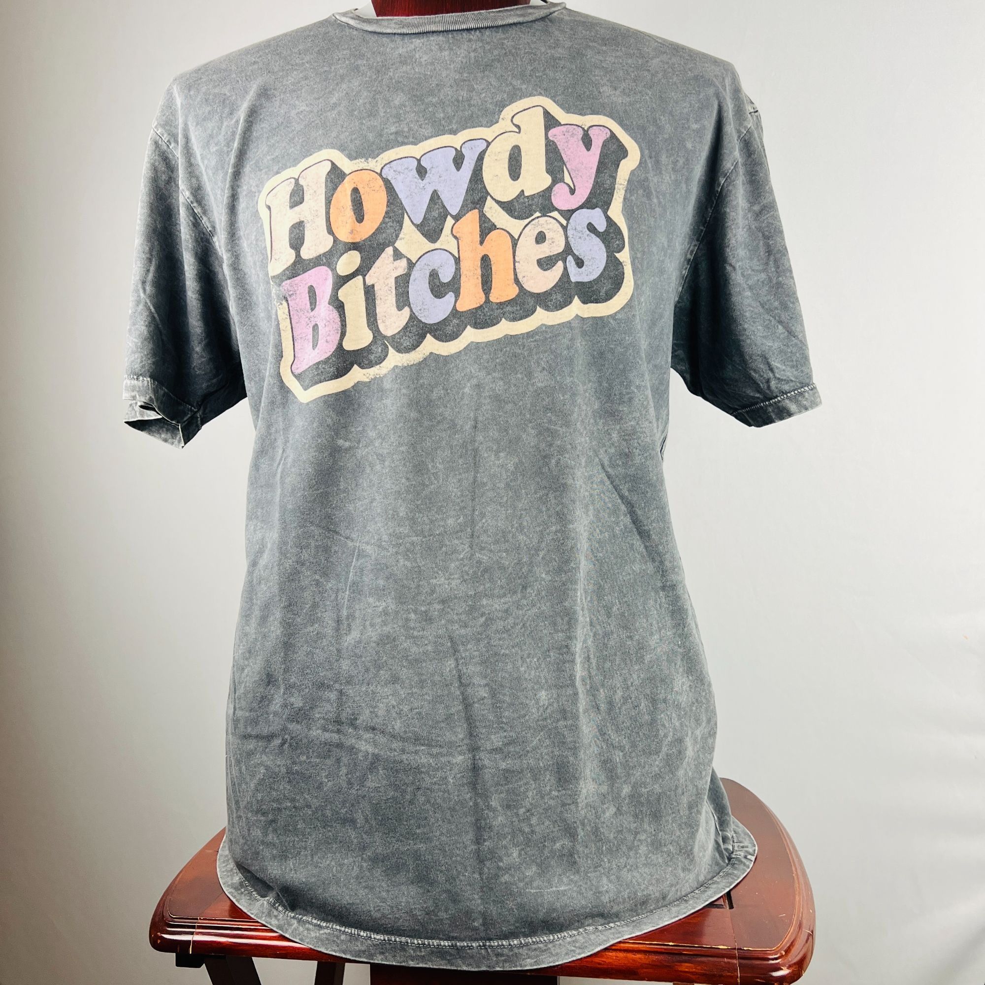 Other Howdy B!tches XL T-Shirt Shirt Size US XL / EU 56 / 4 - 1 Thumbnail