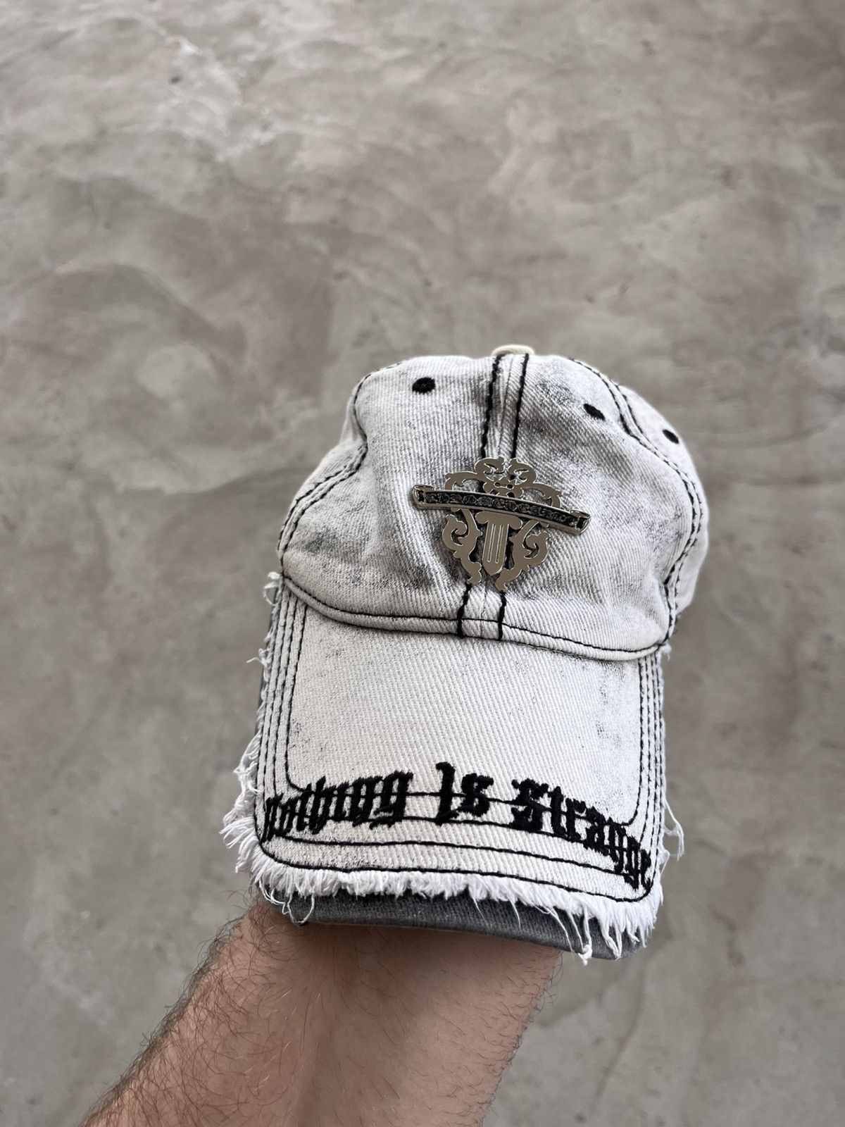 Other Vintage Chrome Hearts Style White Distressed Cap Metal Logo Size ONE SIZE - 1 Thumbnail