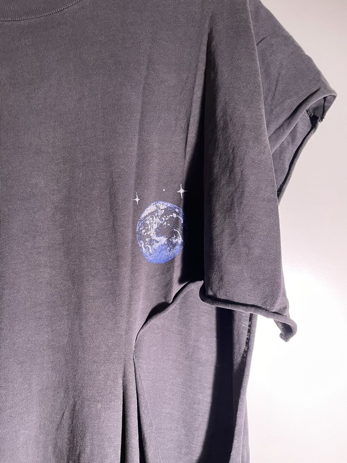 Vintage 90’s 2000’s Y2K VTG Vintage 2000 New Millennium Retro Tee Size US XXL / EU 58 / 5 - 9 Thumbnail