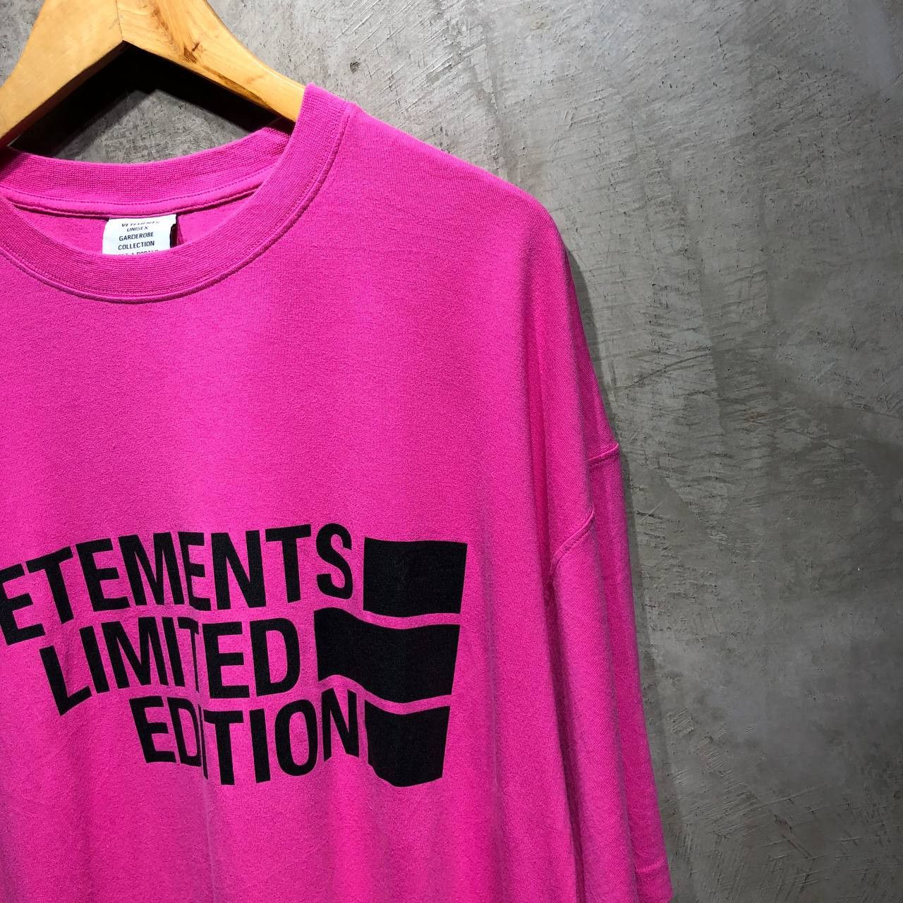 Vetements Vetements Limited Edition tee fit 3XL Size US XXL / EU 58 / 5 - 3 Thumbnail