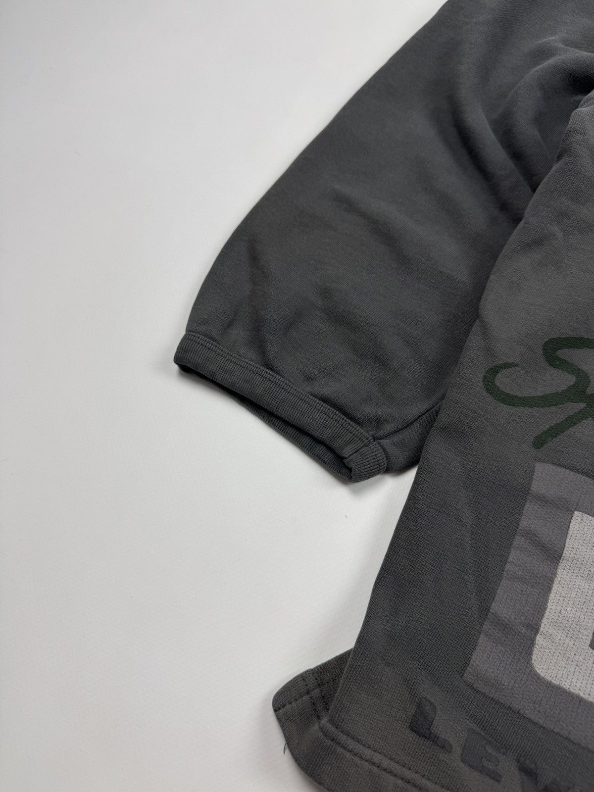 Levi's × Vintage 1990’s Faded Vintage Levi’s Oversized Sweatshirt Size US L / EU 52-54 / 3 - 7 Thumbnail