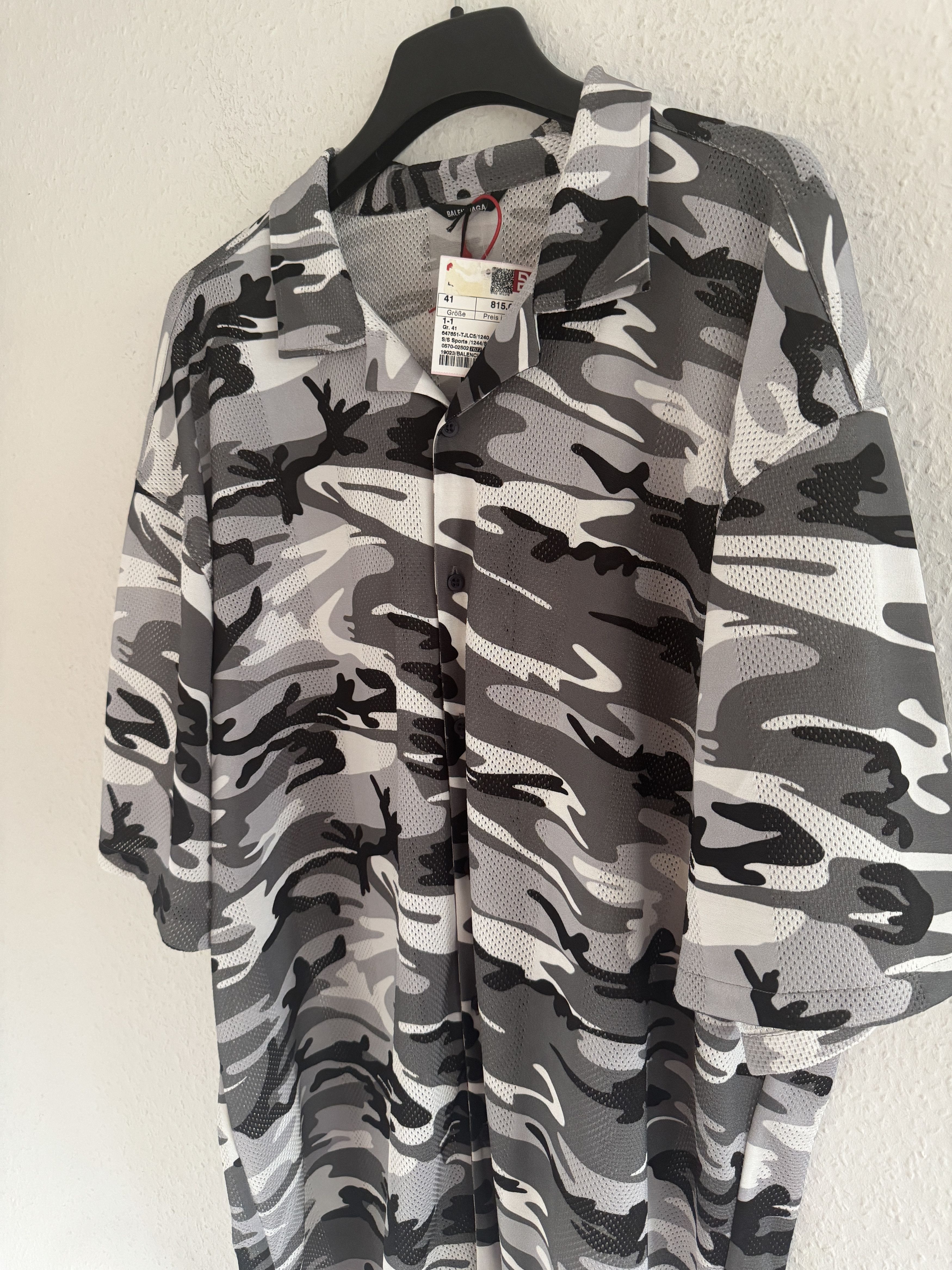Balenciaga Oversized Camo Mesh Vacation Shirt Size US XL / EU 56 / 4 - 4 Thumbnail