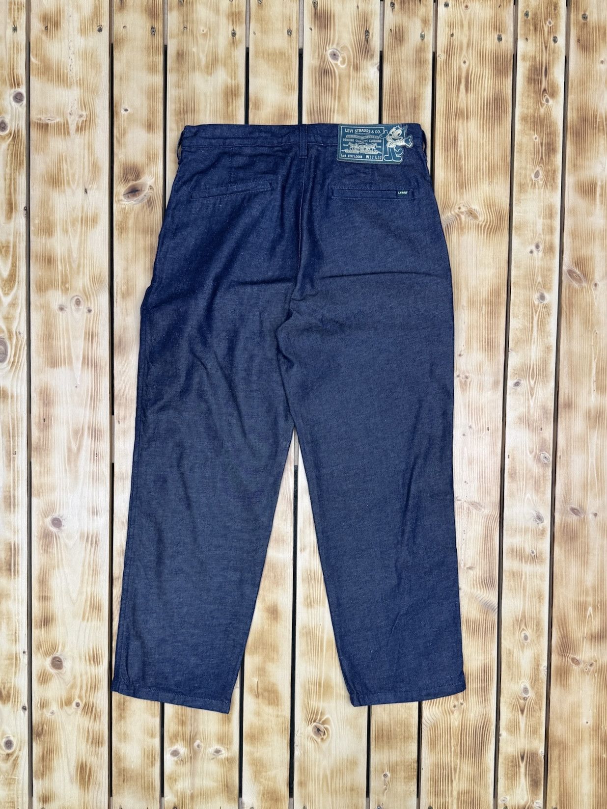 Levi's x Felix The Cat Pleated Front Stay Loose Fit Jeans