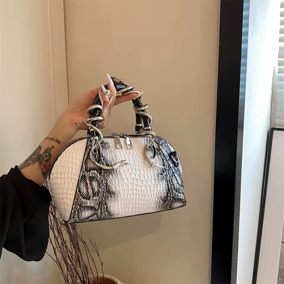 Other Designer PU Leather Crocodile Pattern Shoulder Crossbody Bag Size ONE SIZE - 1 Thumbnail