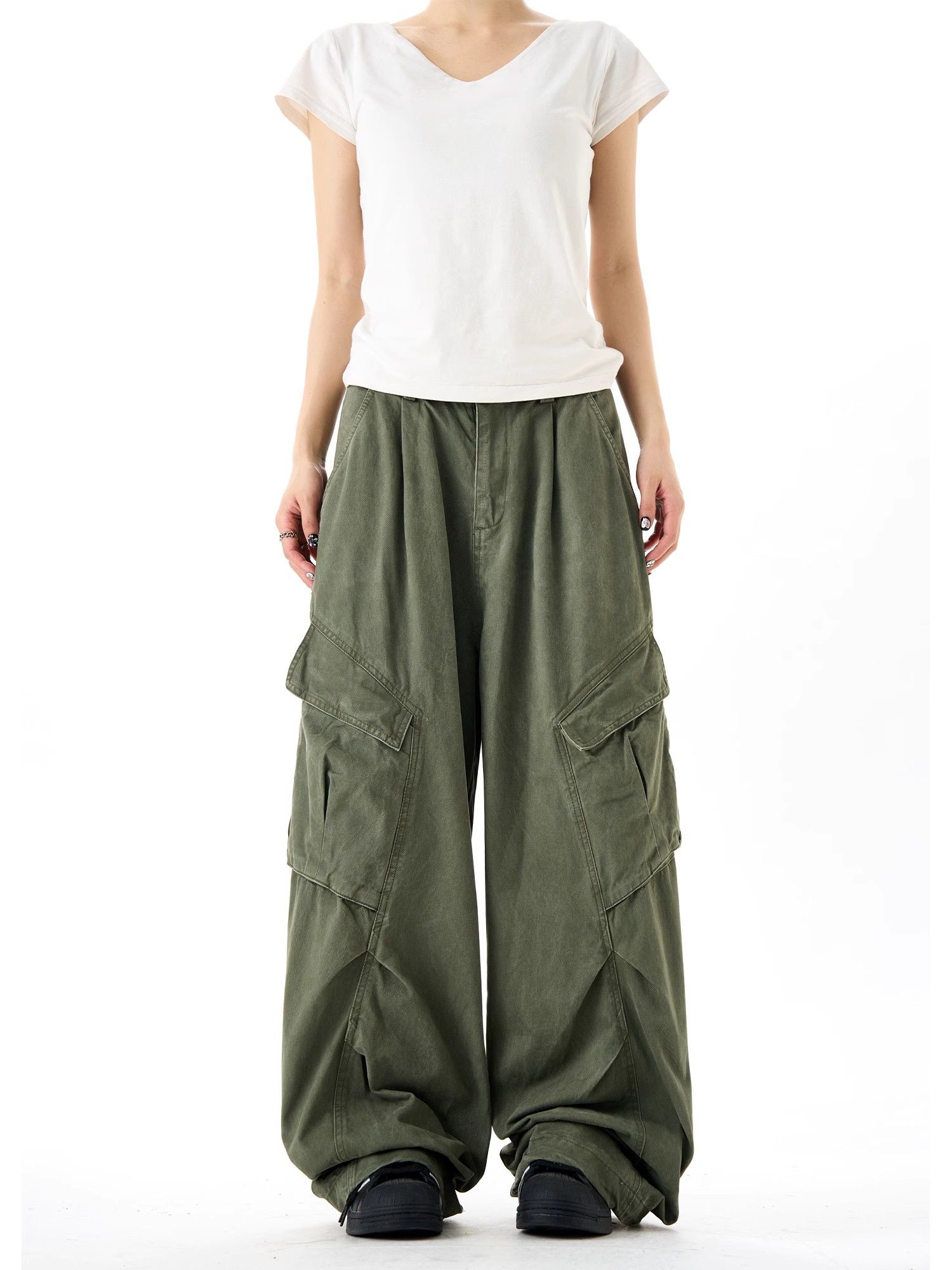 image of Vintage Retro Deconstructed Loose Casual Pants in Military Green, Men's (Size 30)