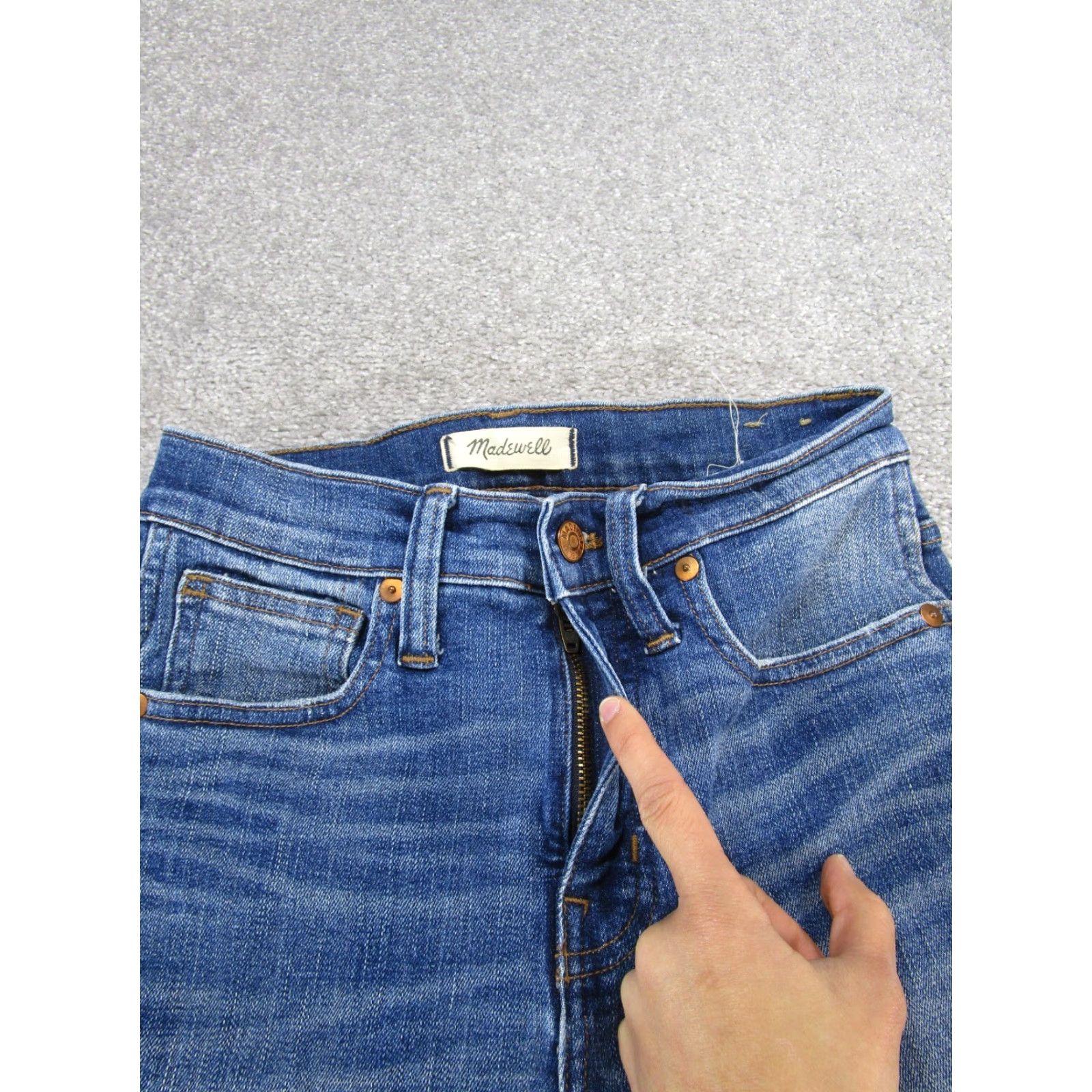 Madewell Madewell Jeans Womens 25 9" Rise Skinny Medium Wash Denim Ripped Blue Zip Zipper Size 42" / US 20 - 3 Thumbnail