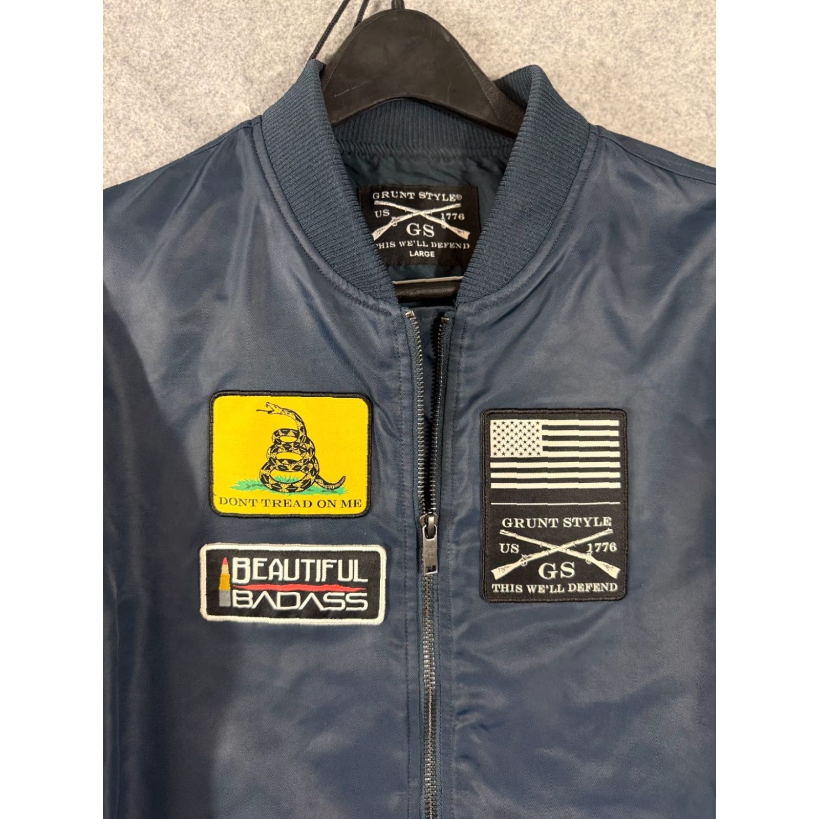 Vintage VINTAGE Grunt Style Bomber Jacket Women L Navy Full Zip Lined Patriotic Military Patches Size L / US 10 / IT 46 - 5 Thumbnail
