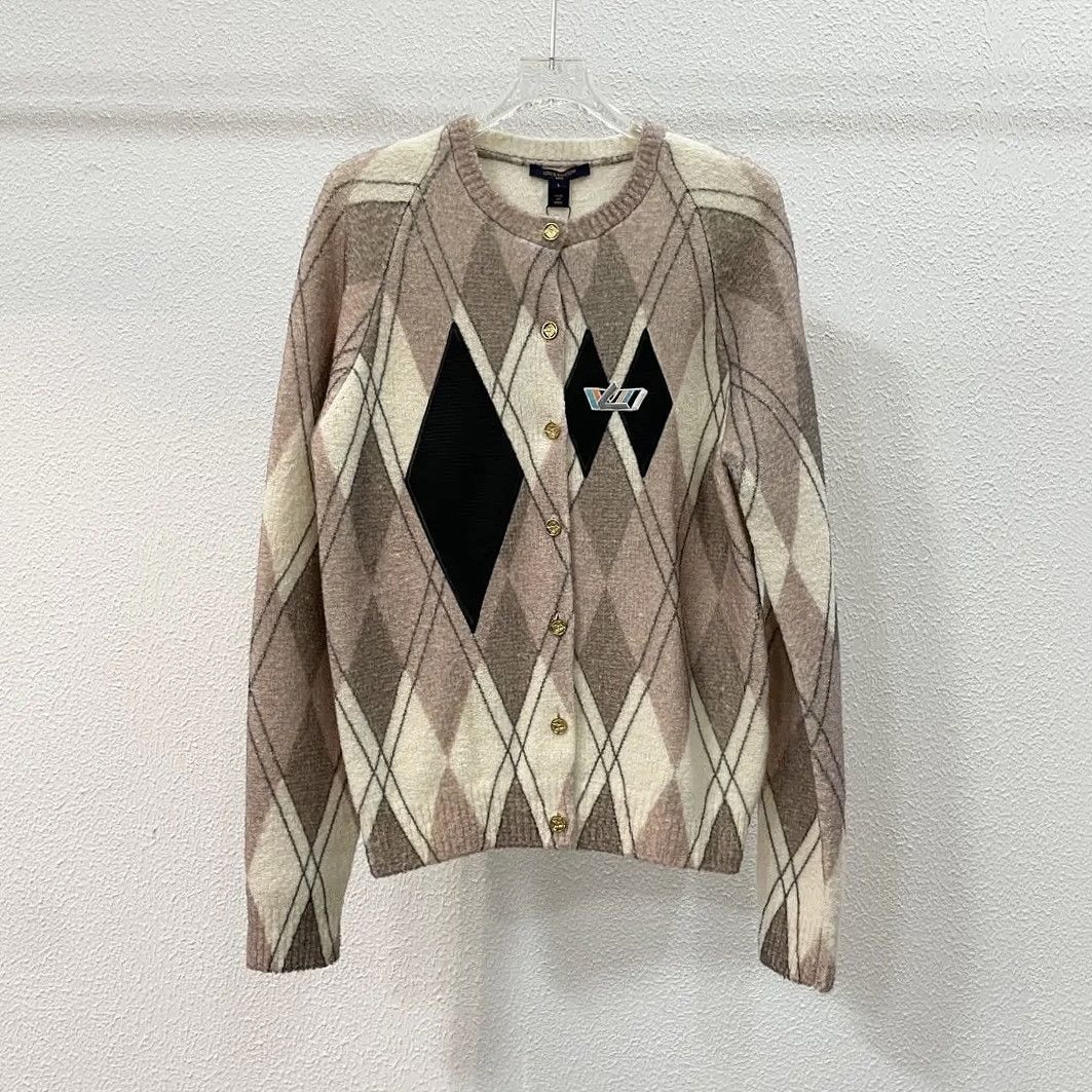 Louis Vuitton Louis Vuitton Argyle Knit Cardigan Size L Size L / US 10 / IT 46 - 1 Thumbnail