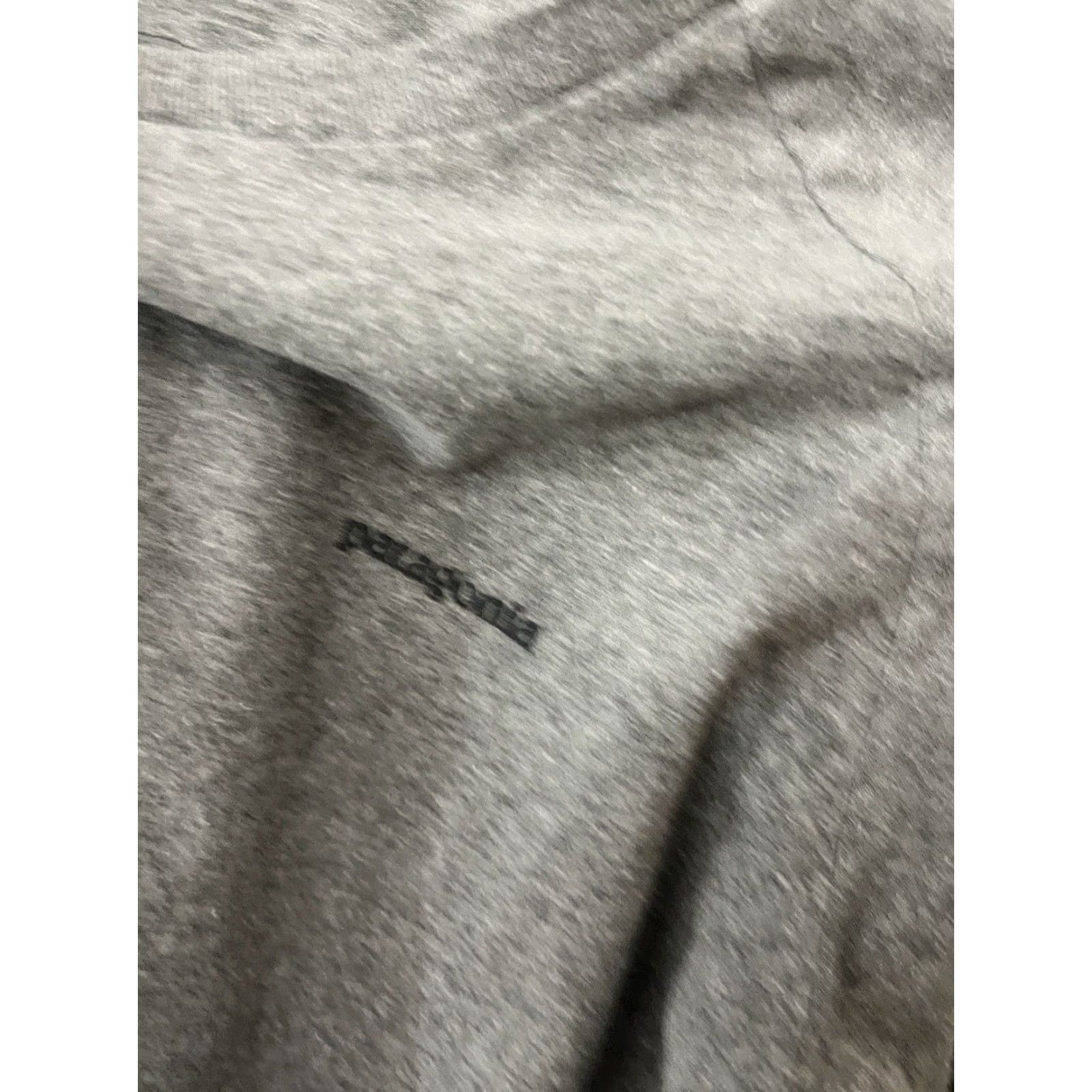 Patagonia Patagonia T-Shirt Long Sleeve Gray Outdoor Casual Wear Small Mens Size US S / EU 44-46 / 1 - 4 Thumbnail