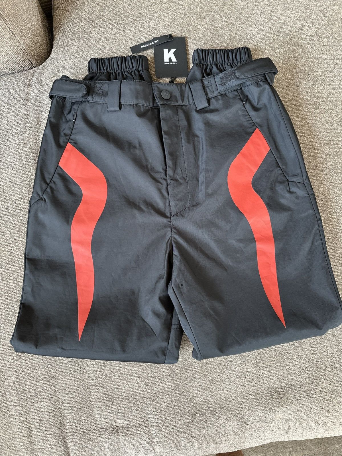 Kappa Kontroll Flame pants Sz S - Black-Red Cherry
