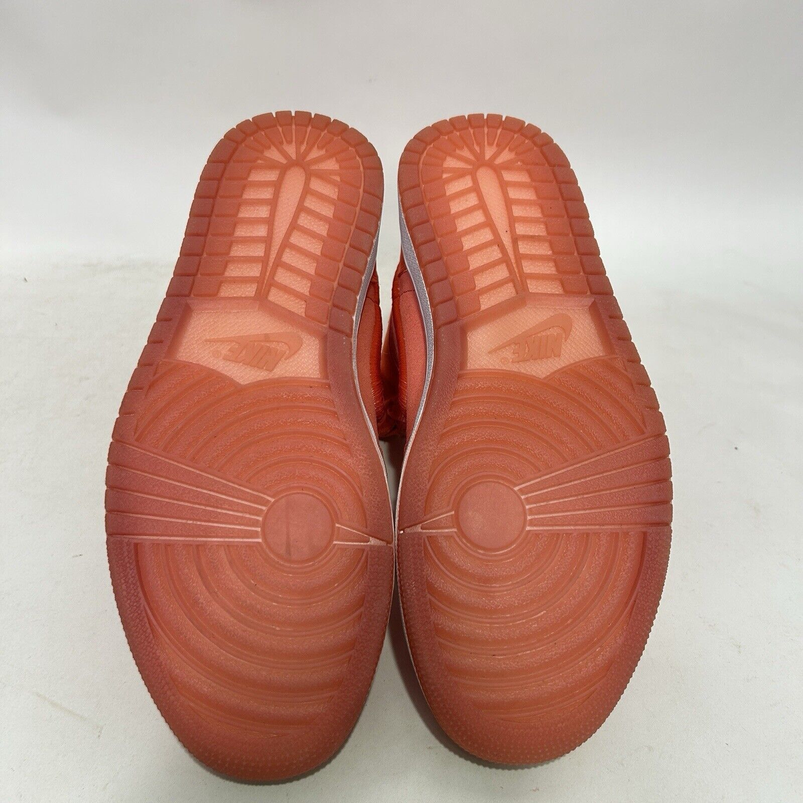 Nike Nike Air Jordan 1 Retro High WMNS Season of Her “Sunblush” Size US 10 / IT 40 - 5 Thumbnail