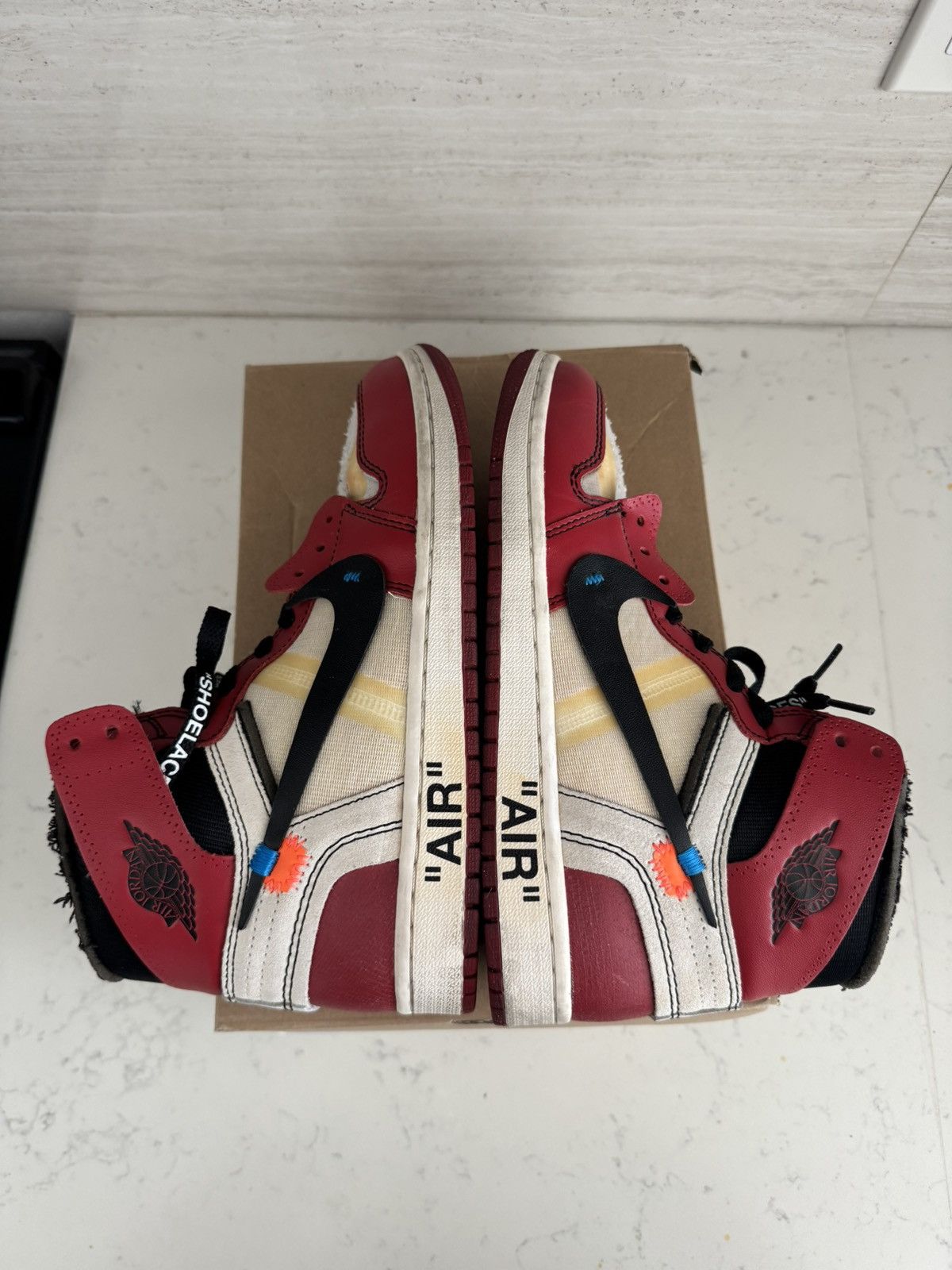 Jordan Brand × Nike × Off-White Chicago Nike Air Jordan 1 "OFF WHITE" (Size 8) Size US 8 / EU 41 - 5 Thumbnail