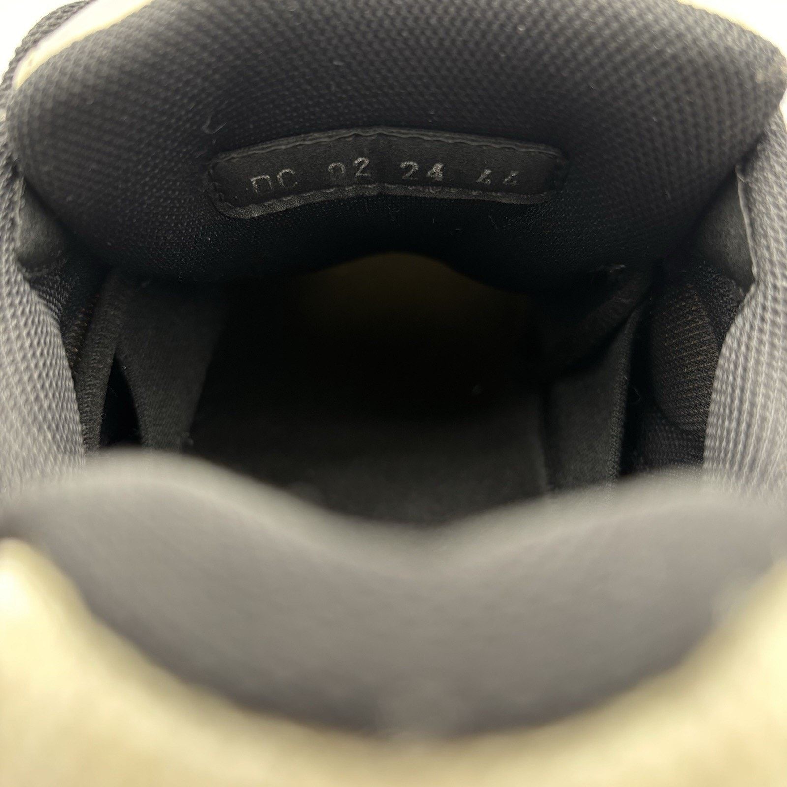 Dior Dior B30 ' White, Black ' | GOOD CONDITION! Size US 11 / EU 44 - 20 Thumbnail