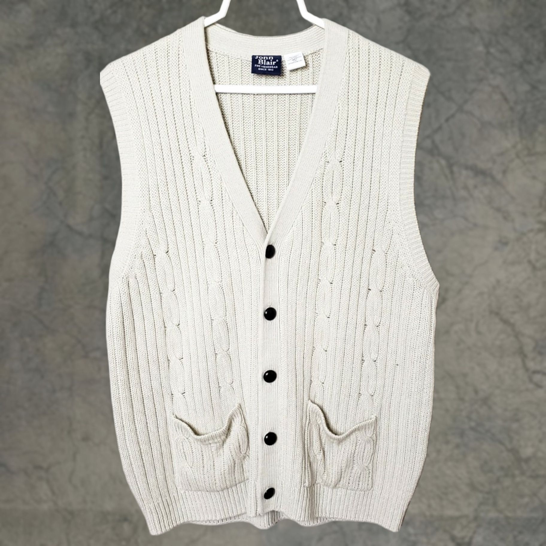 Blair John Blair Men's L Chain Knit Sweater Vest Leather Like Buttons Ivory Size US L / EU 52-54 / 3 - 1 Thumbnail