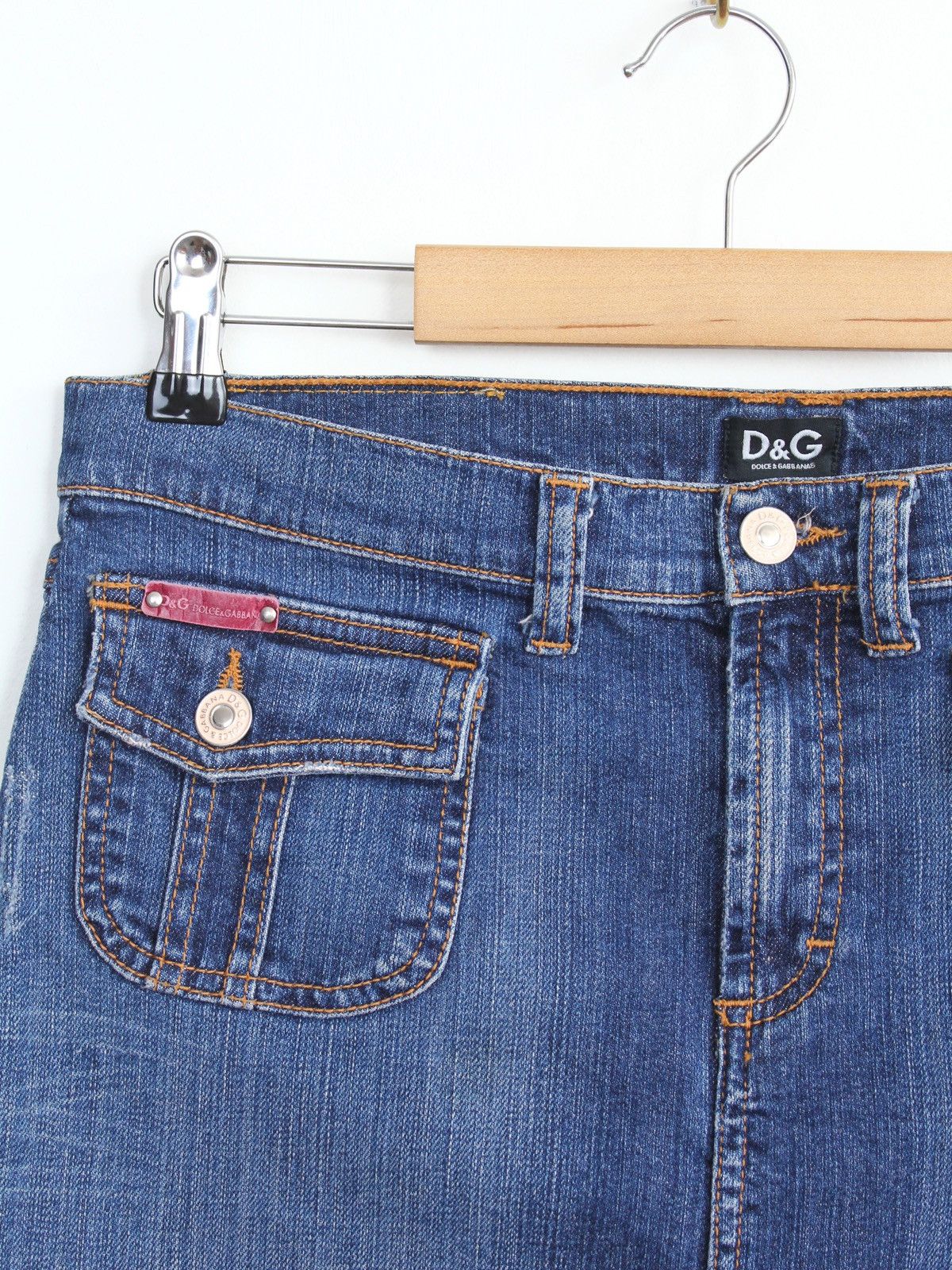 Dolce & Gabbana Dolce Gabbana y2k Denim Mini Skirt Big Logo Size 28" / US 6 / IT 42 - 5 Thumbnail
