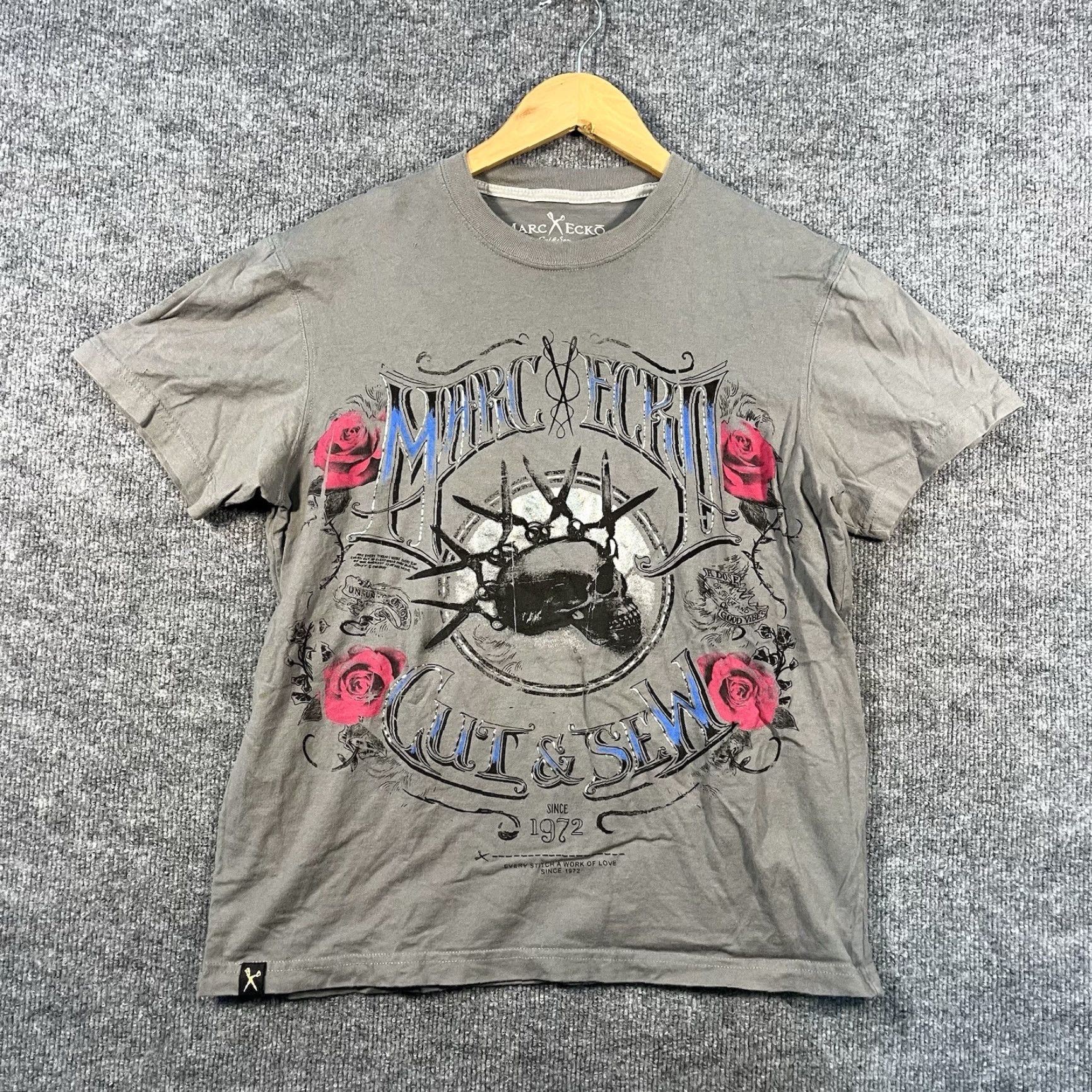 Vintage VINTAGE Marc Ecko Skull Rose Graphic T-shirt Mens M Short Sleeve Crew Neck Gray Cotton Regular All Seasons 2000s Size US M / EU 48-50 / 2 - 2 Thumbnail