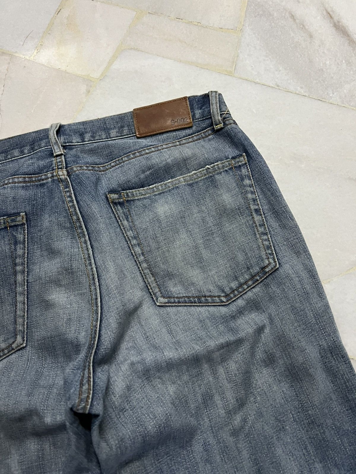 Japanese Brand × Uniqlo × Vintage Japanese Brand Uniqlo Vintage S002 Distressed Jean Size US 35 - 20 Thumbnail