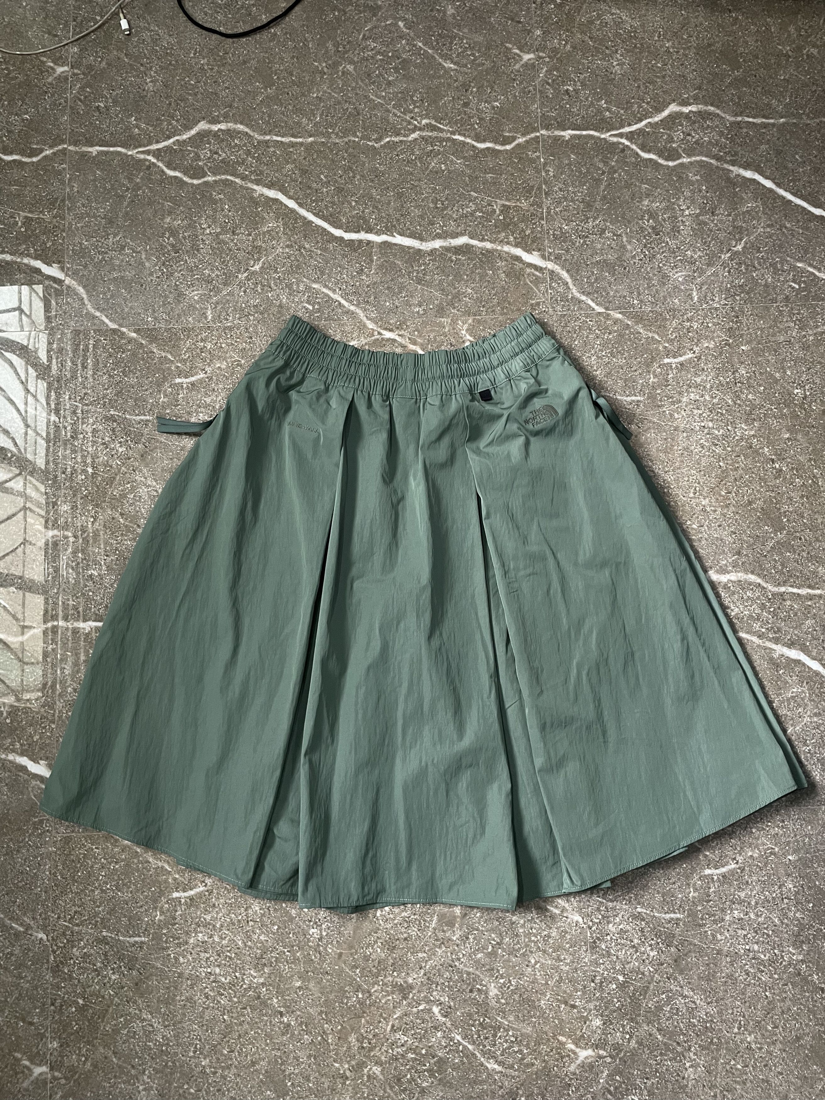 The North Face THE NORTH FACE Urban Exploration Casual Long Skirt Size 27" / US 4 / IT 40 - 9 Thumbnail