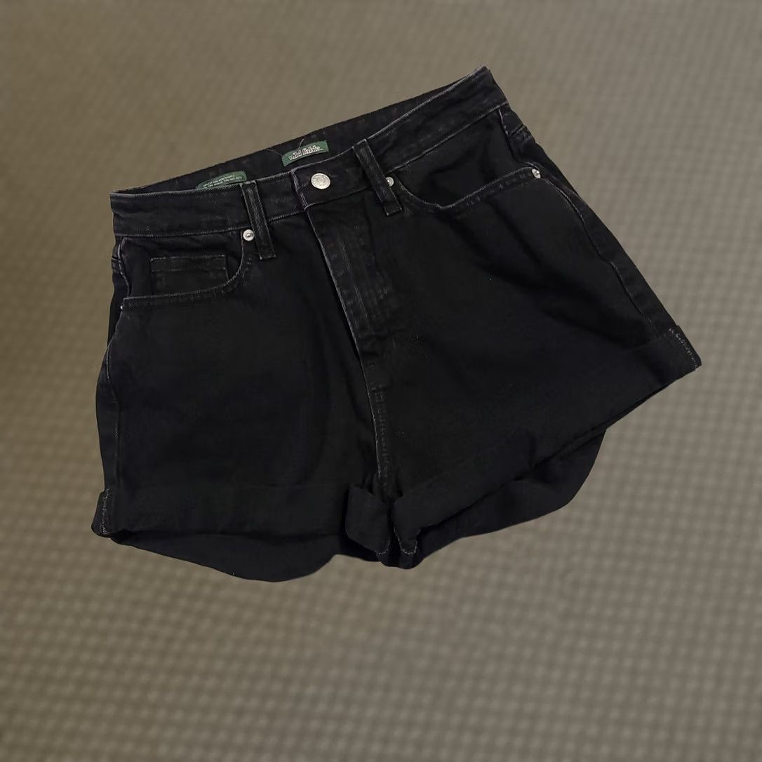 Vintage Wild Fable Jean Shorts Highest Rise Women's Size 8 Black Denim 2" Cuffed High Rise 27in Waist 5-Pocket Shorts Casual Vintage: NoMens Womens Girls Size 30" / US 8 / IT 44 - 1 Thumbnail