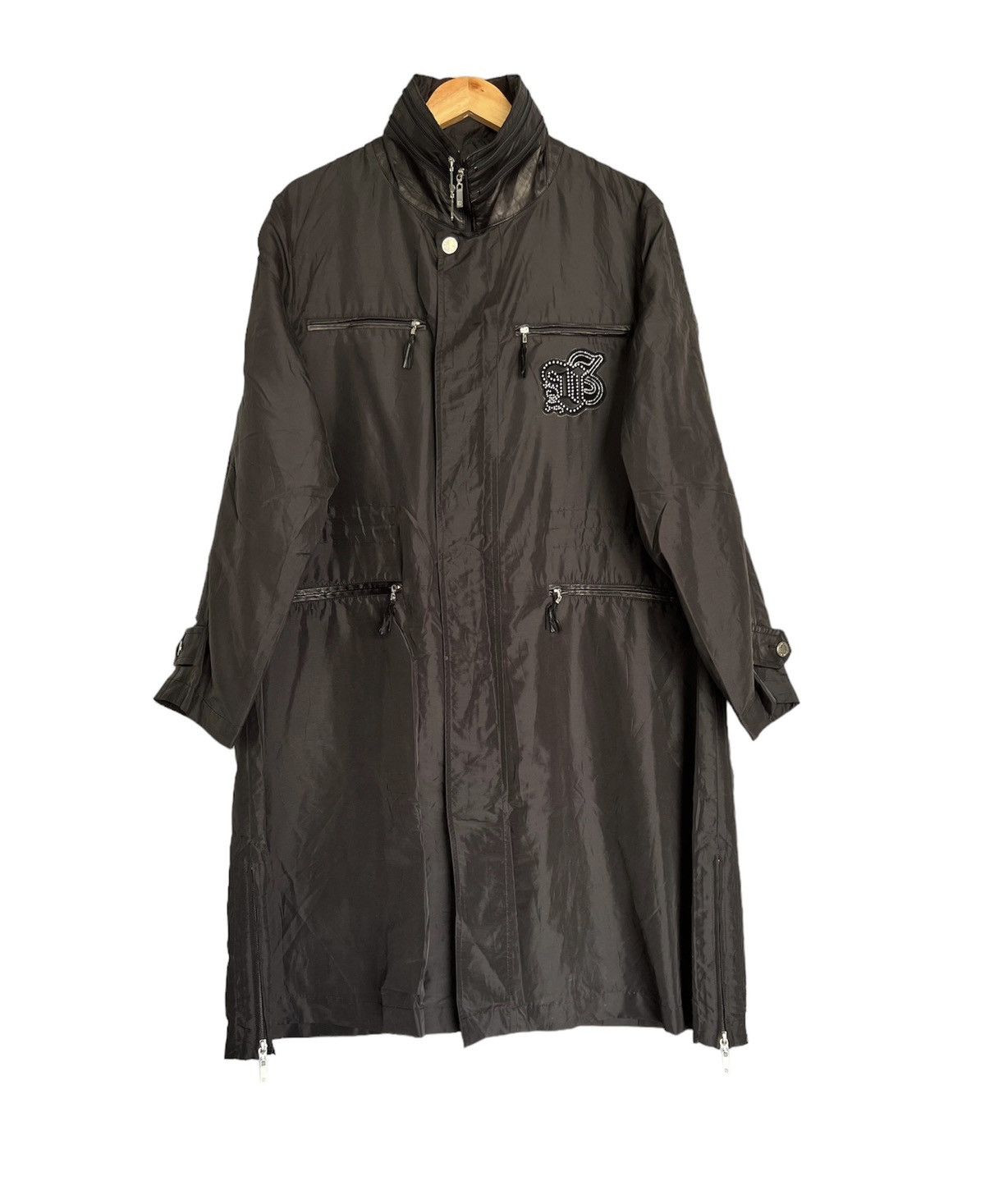 image of Archival Clothing Valenza Sports Parkas Jacket in Black, Women's (Size XL)