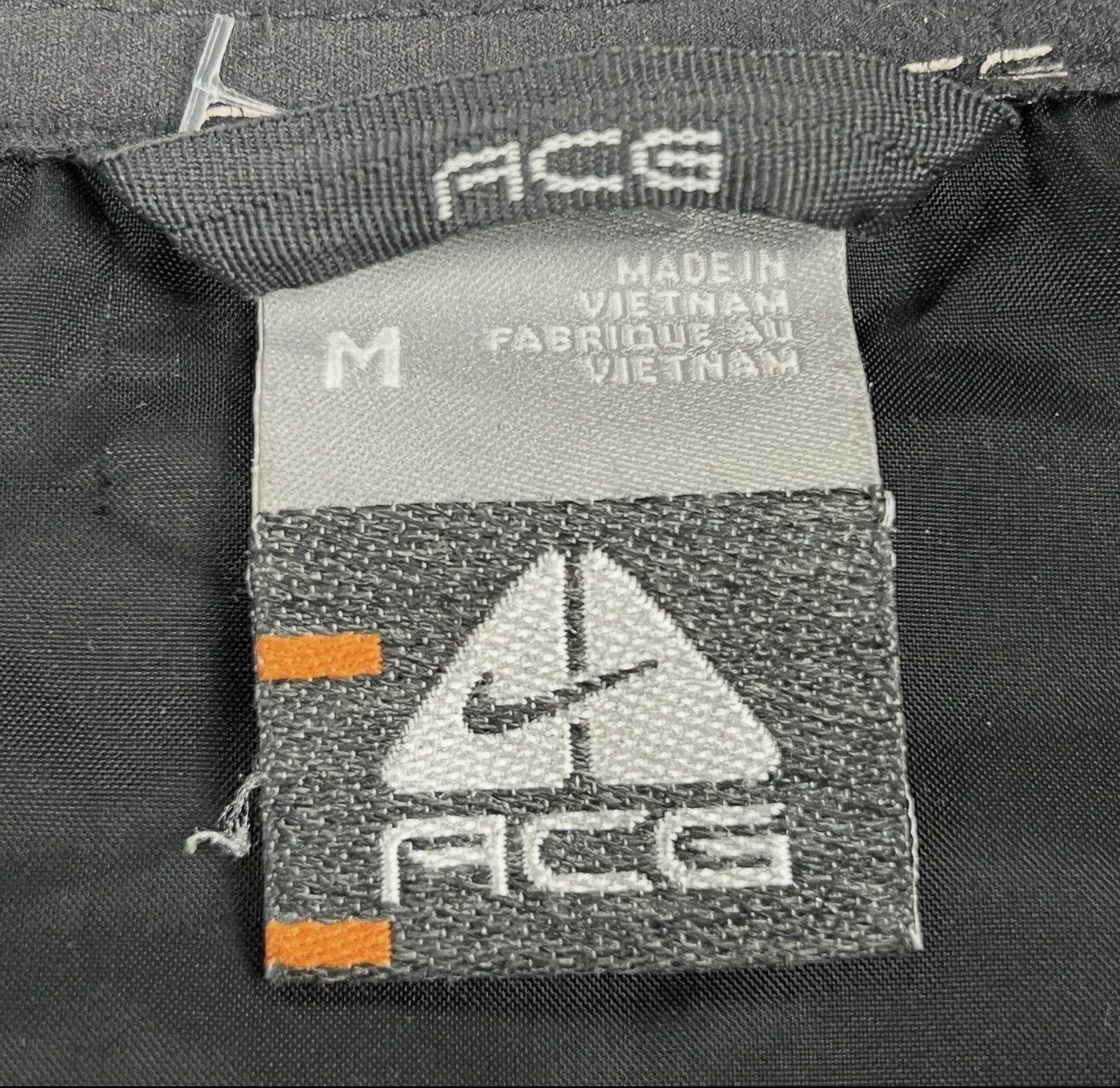 Nike ACG Nike ACG Women's Convertible Jacket Vest Detachable Sleeves Size M / US 6-8 / IT 42-44 - 5 Thumbnail