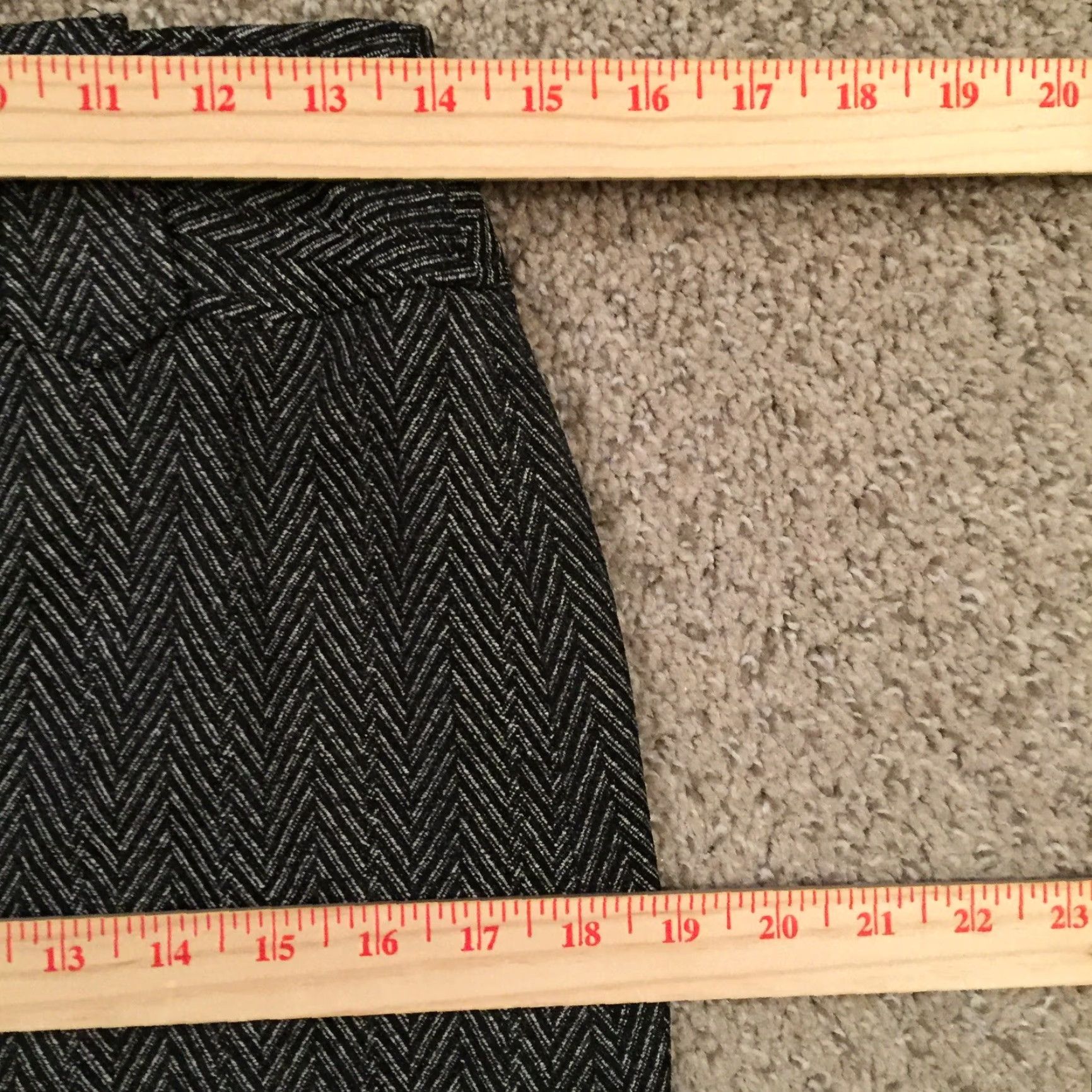 Vintage B. Moss Skirt Gray Herringbone Knee Length Lined Slit Zip Size 2 Pencil Women's Regular Vintage No Size 26" / US 2 / IT 38 - 3 Thumbnail