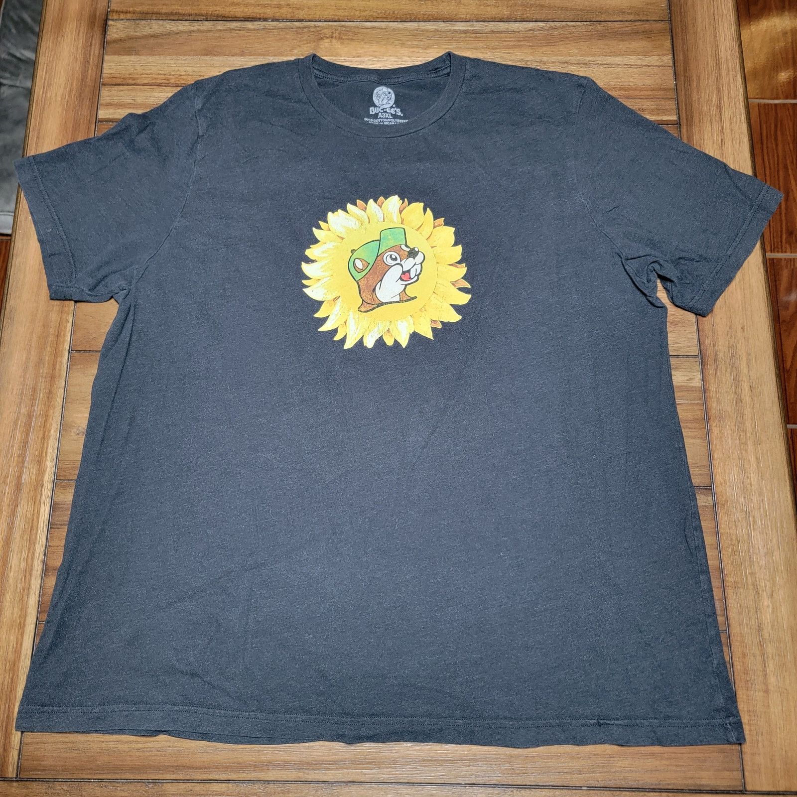 Other Buc-ee's Black "You Are My Sunshine" Tee - Size A3XL Size 3XL / US 20-22 - 4 Thumbnail