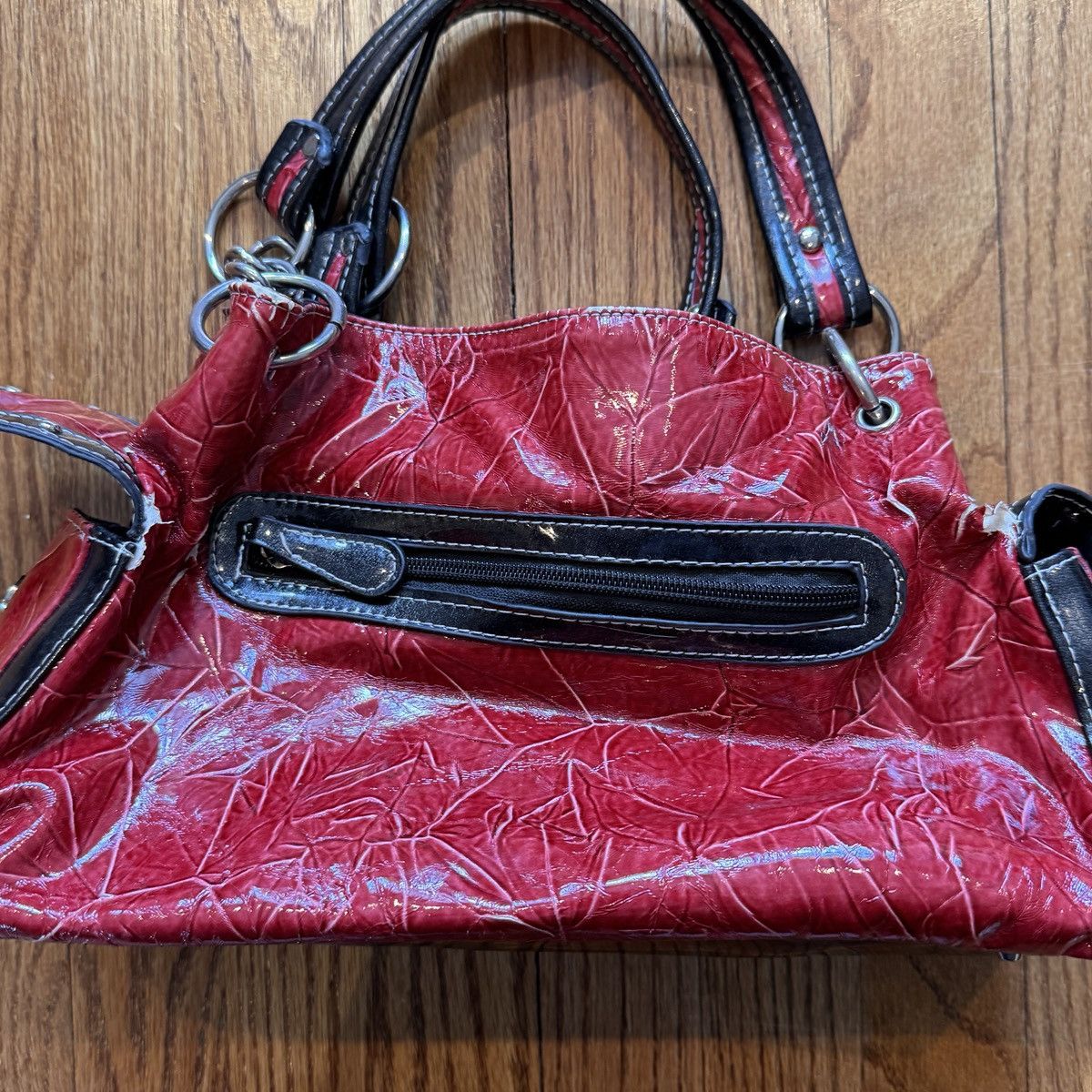 Vintage Vintage 2002 Red and Black Rhinestoned Cross Purse Size ONE SIZE - 5 Thumbnail