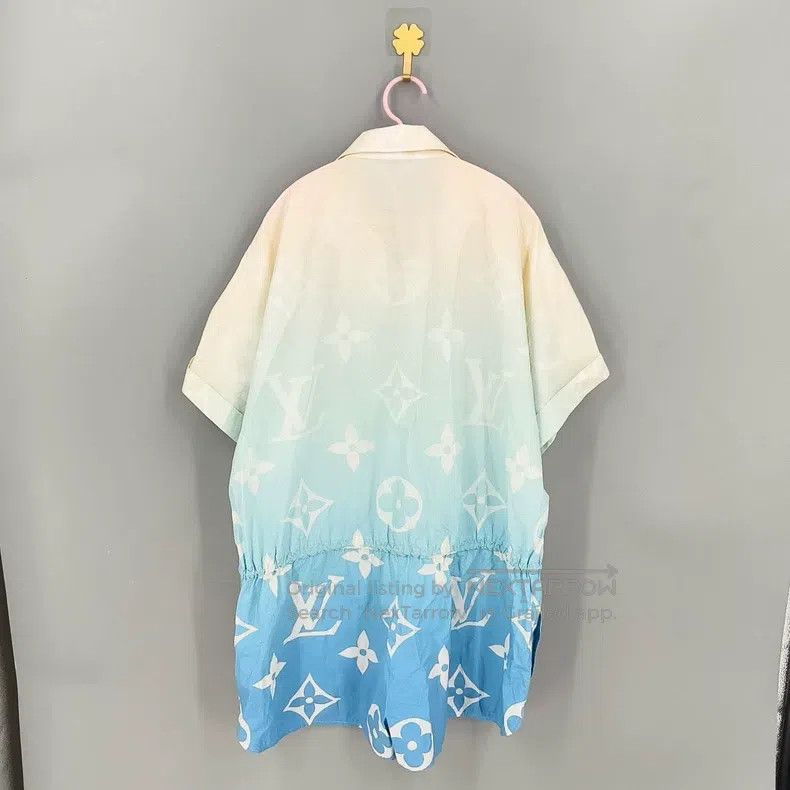 Louis Vuitton Louis Vuitton Light Blue Printed Gradient Short Sleeve Dre Size S / US 4 / IT 40 - 2 Thumbnail