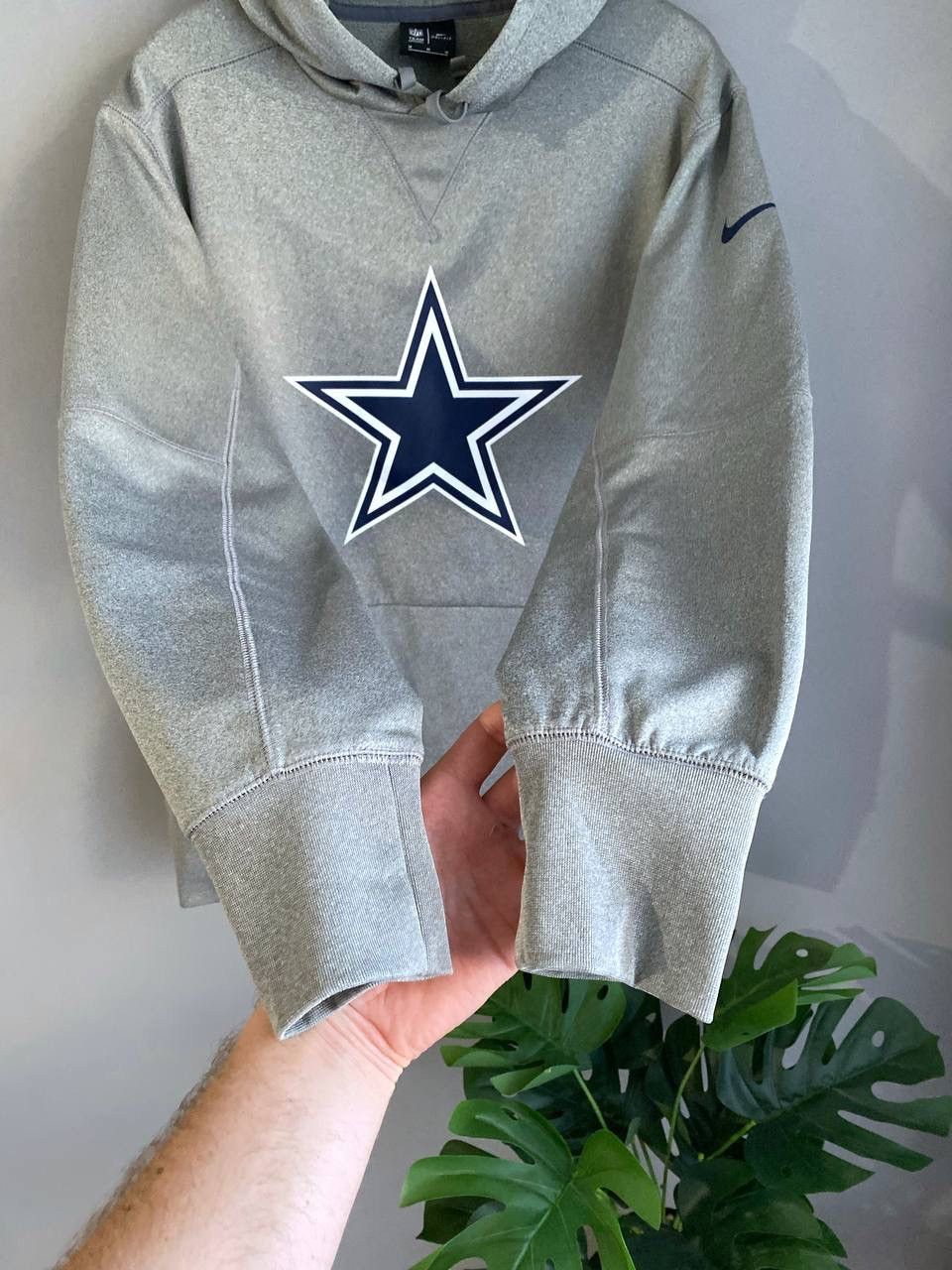 Nike Nike x NFL Dallas Cowboys Men's Therma Fit Gray Hoodie, Sz M Size US M / EU 48-50 / 2 - 8 Thumbnail