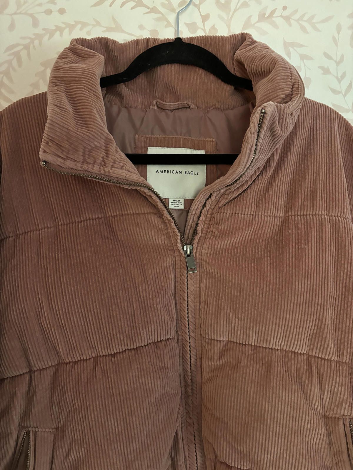 American Eagle Outfitters Dusty Rose American Eagle Corduroy Puffer Jacket M Size M / US 6-8 / IT 42-44 - 3 Thumbnail