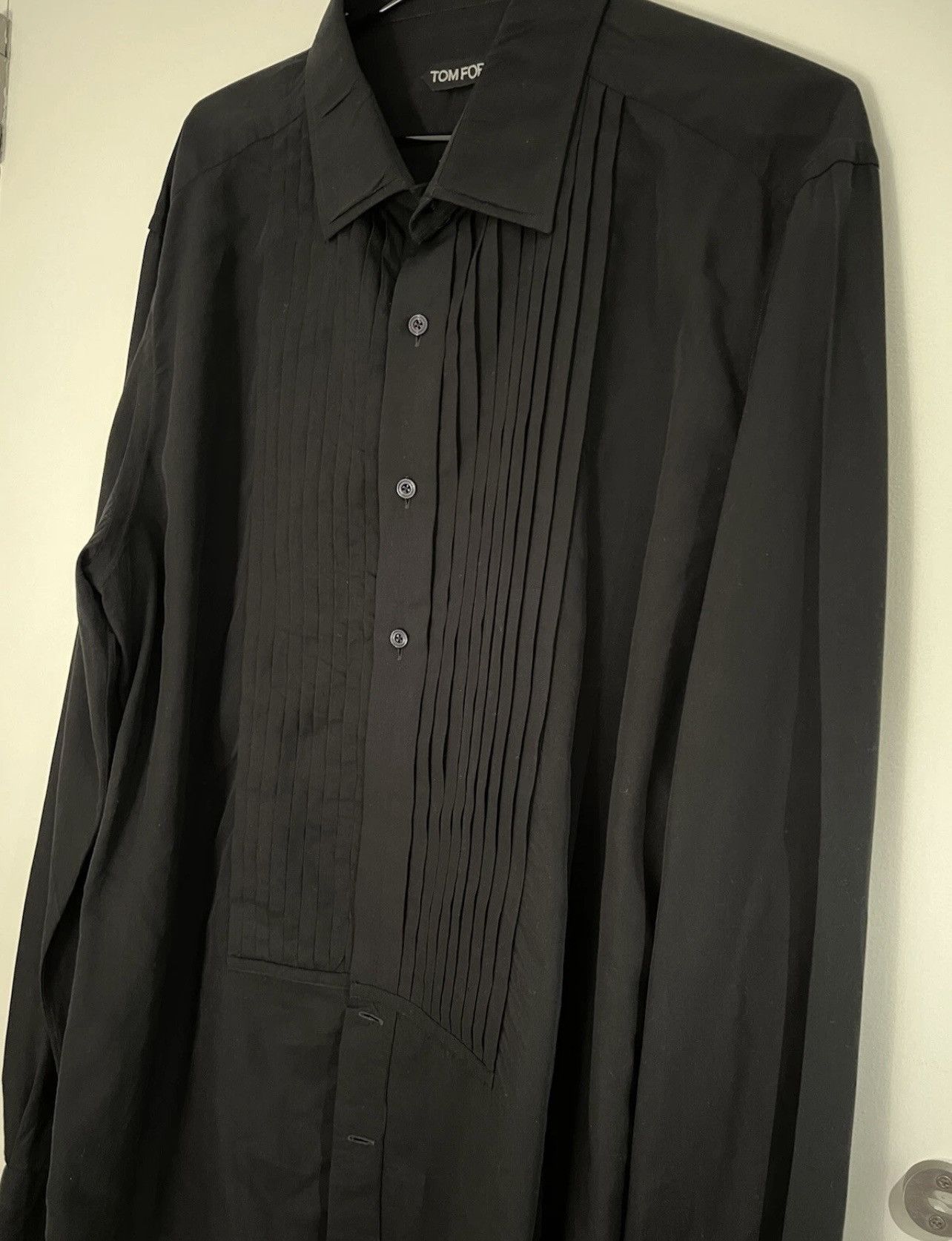 Tom Ford TOM FORD Black Dress tuxedo Shirt 17/5 44 Silk Lyocell Size US L / EU 52-54 / 3 - 2 Thumbnail