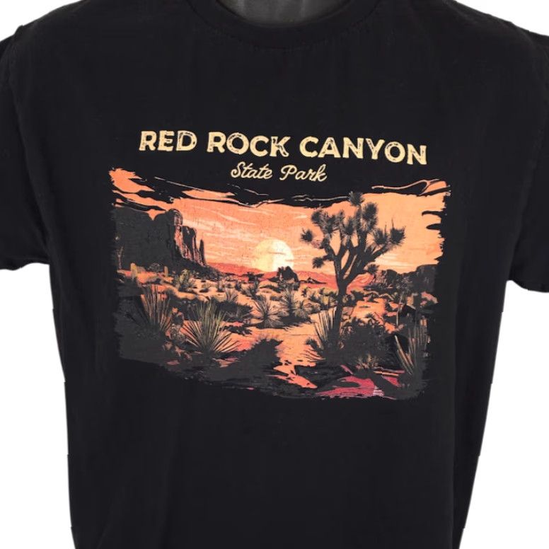 Gildan Red Rock Canyon T Shirt Mens Size Medium Black State Park Travel Destination Tee Size US M / EU 48-50 / 2 - 2 Thumbnail