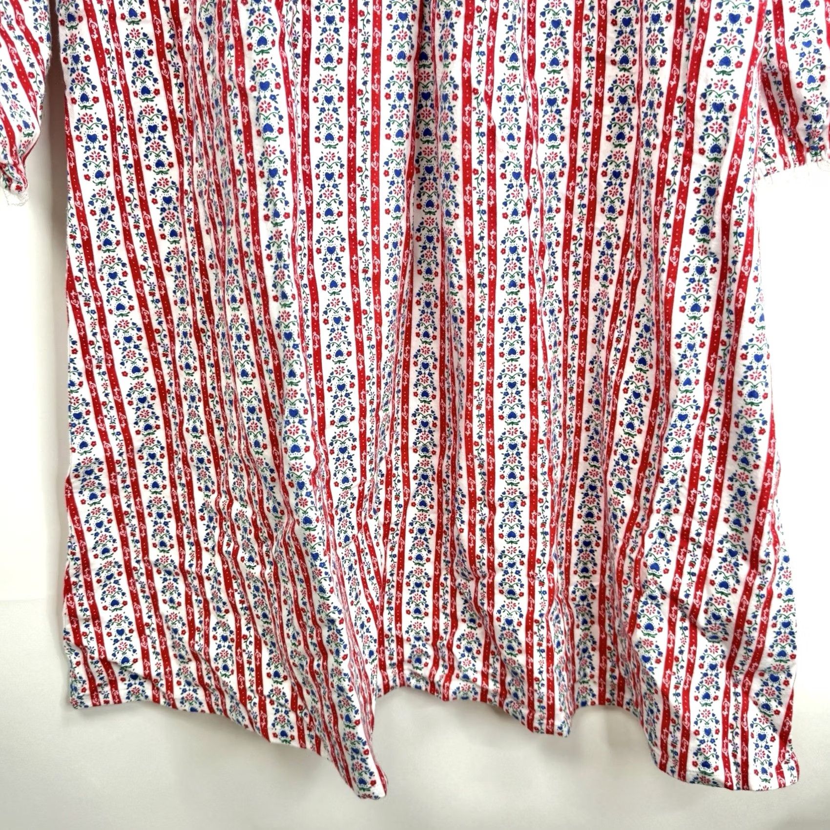 Vintage Lanz of Salzburg Nightgown Womens L Red Floral Striped Long Sleeve Heart NWT Size L / US 10 / IT 46 - 6 Thumbnail