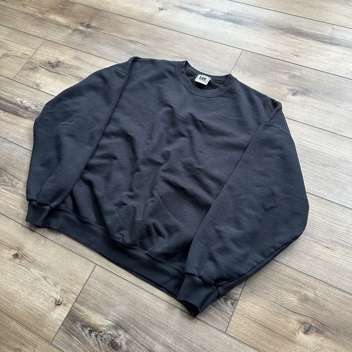 Lee Vintage 90s Lee Black Blank Crewneck Sweatshirt Size US XL / EU 56 / 4 - 3 Thumbnail