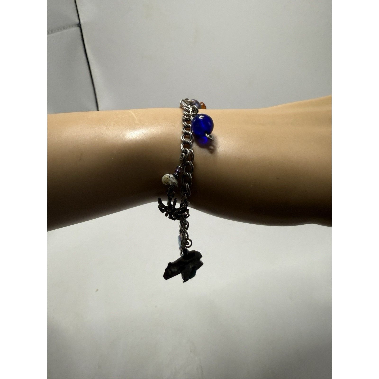 Sterling Silver Signed 925 Sterling Silver Charm & Beaded Bracelet 6.75” Size ONE SIZE - 5 Thumbnail
