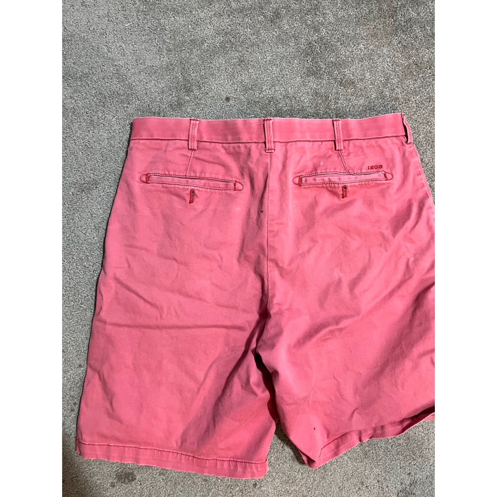 Izod Izod Pink Shorts Solid Flat Front 34/10" Inseam Men Regular 34 Waist 34 Inseam Pink Chino Mens Size US 34 / EU 50 - 2 Thumbnail