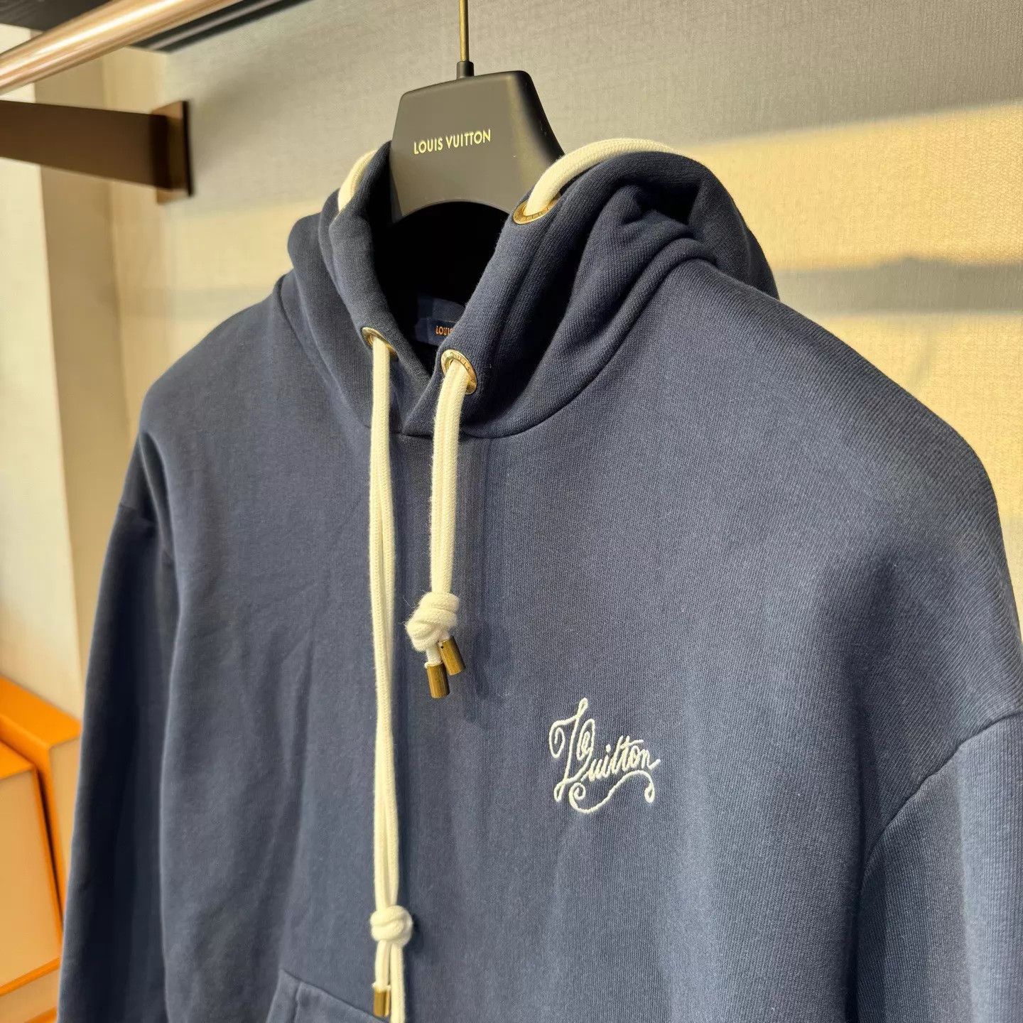 Louis Vuitton LV Back Line Logo Hoodie M Chest 120/L 67 Size US M / EU 48-50 / 2 - 4 Thumbnail