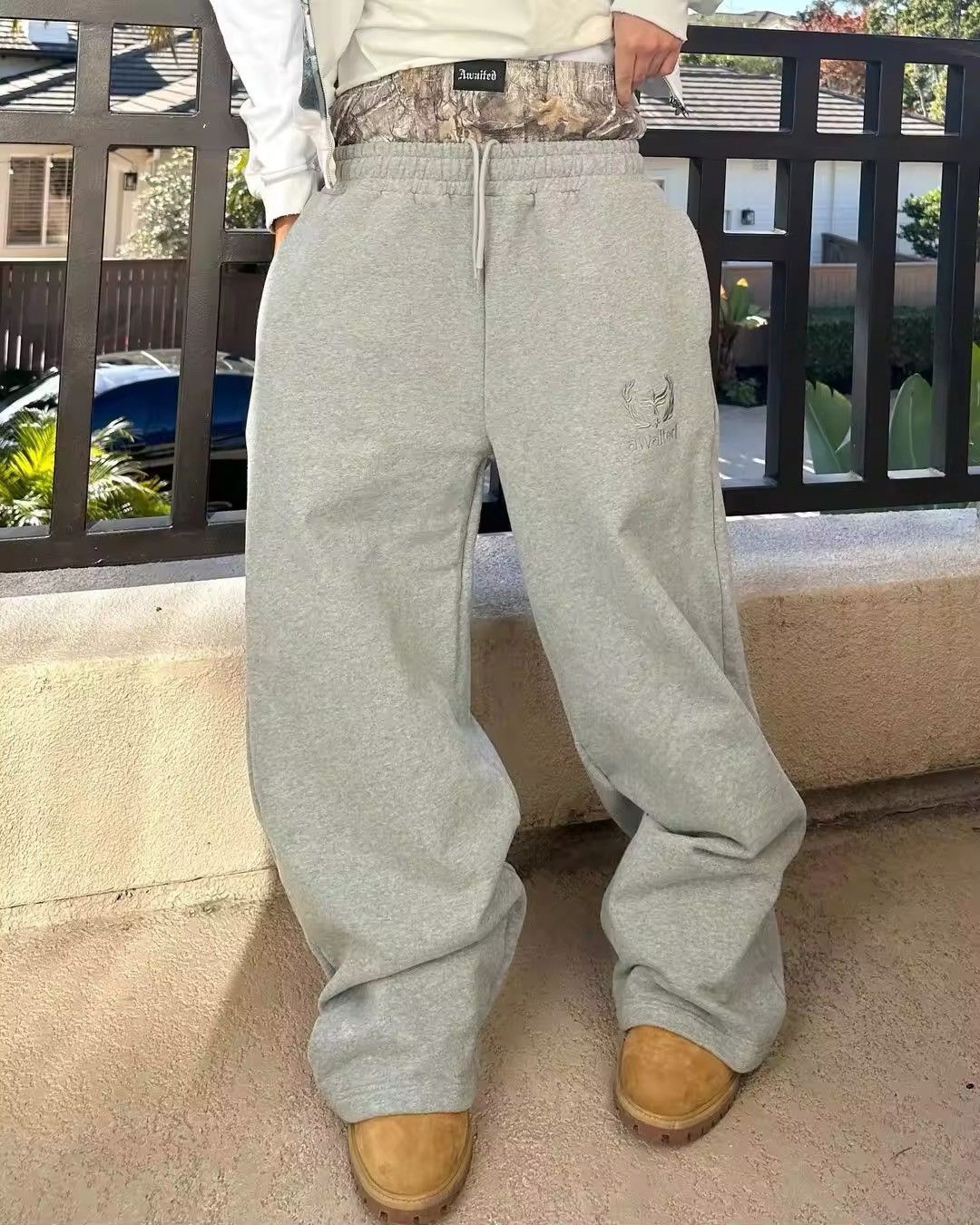 Vintage Harajuku Camouflage Embroidered Double Waist Sweatpants Size US 33 - 1 Thumbnail
