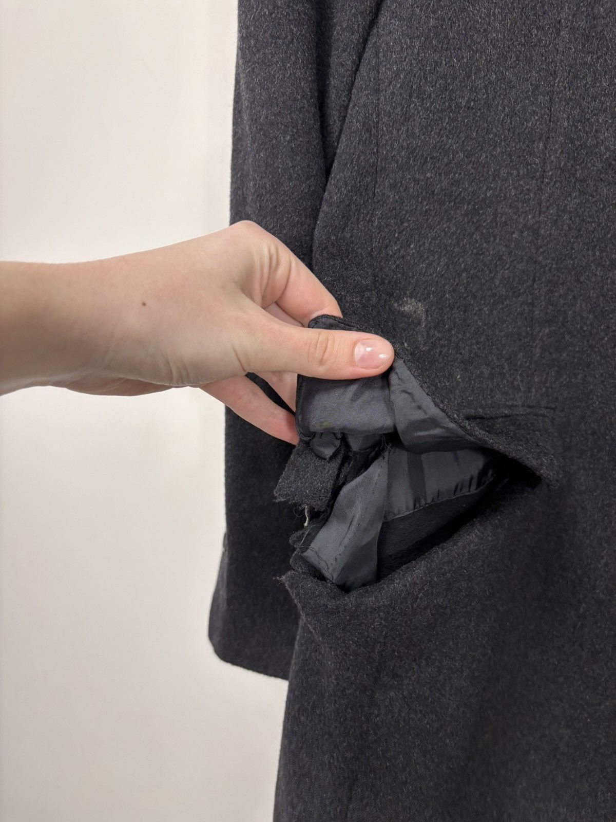 Other Duetz Men’s Charcoal Grey Tessile d’Oro Cashmere Overcoat Size US M / EU 48-50 / 2 - 9 Thumbnail