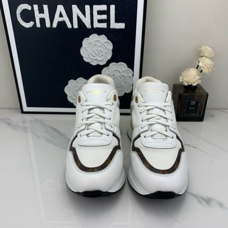 Louis Vuitton Louis Vuitton Run Away White Casual Sneakers Size US 7 / IT 37 - 2 Thumbnail