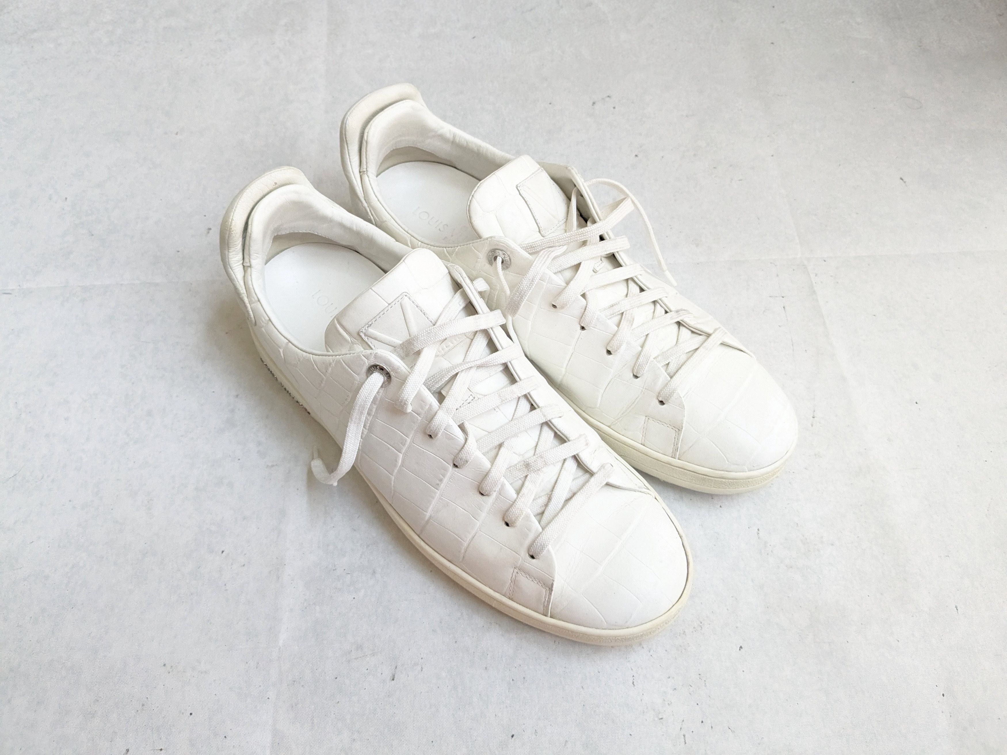 Louis Vuitton Louis Vuitton Frontrow Sneakers White 9 Croc Low Tops Size US 9 / EU 42 - 2 Thumbnail