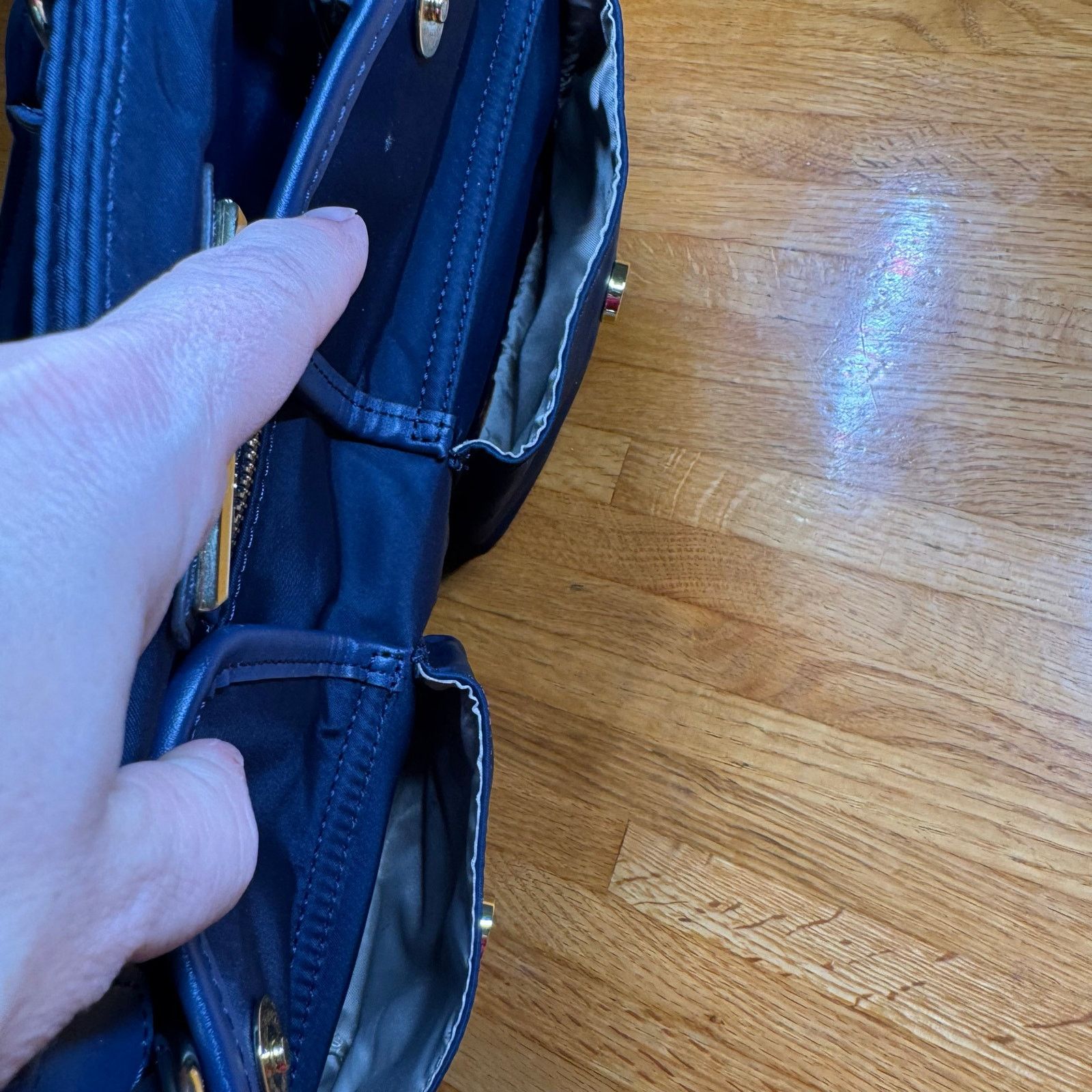 Calvin Klein Calvin Klein Belfast Nylon Organizational Buckle Tote Navy Size ONE SIZE - 4 Thumbnail